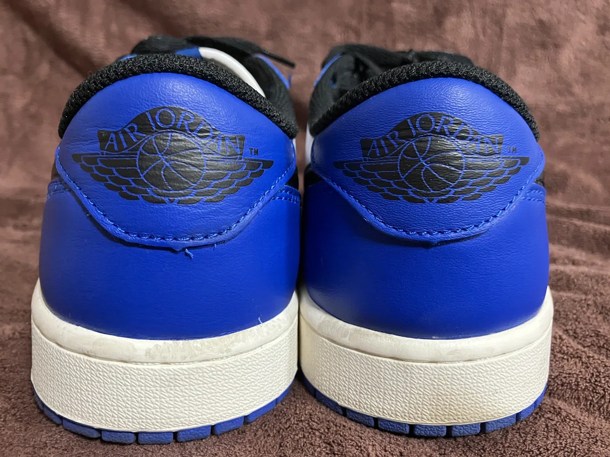 NIKE エア ジョーダン 1 LOW 