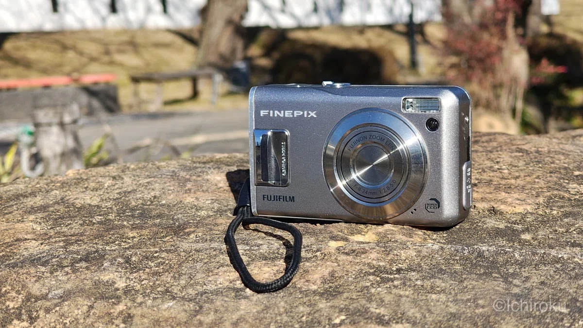 Photo Diary] Taking a walk with the FUJIFILM F31fd [Old Compact