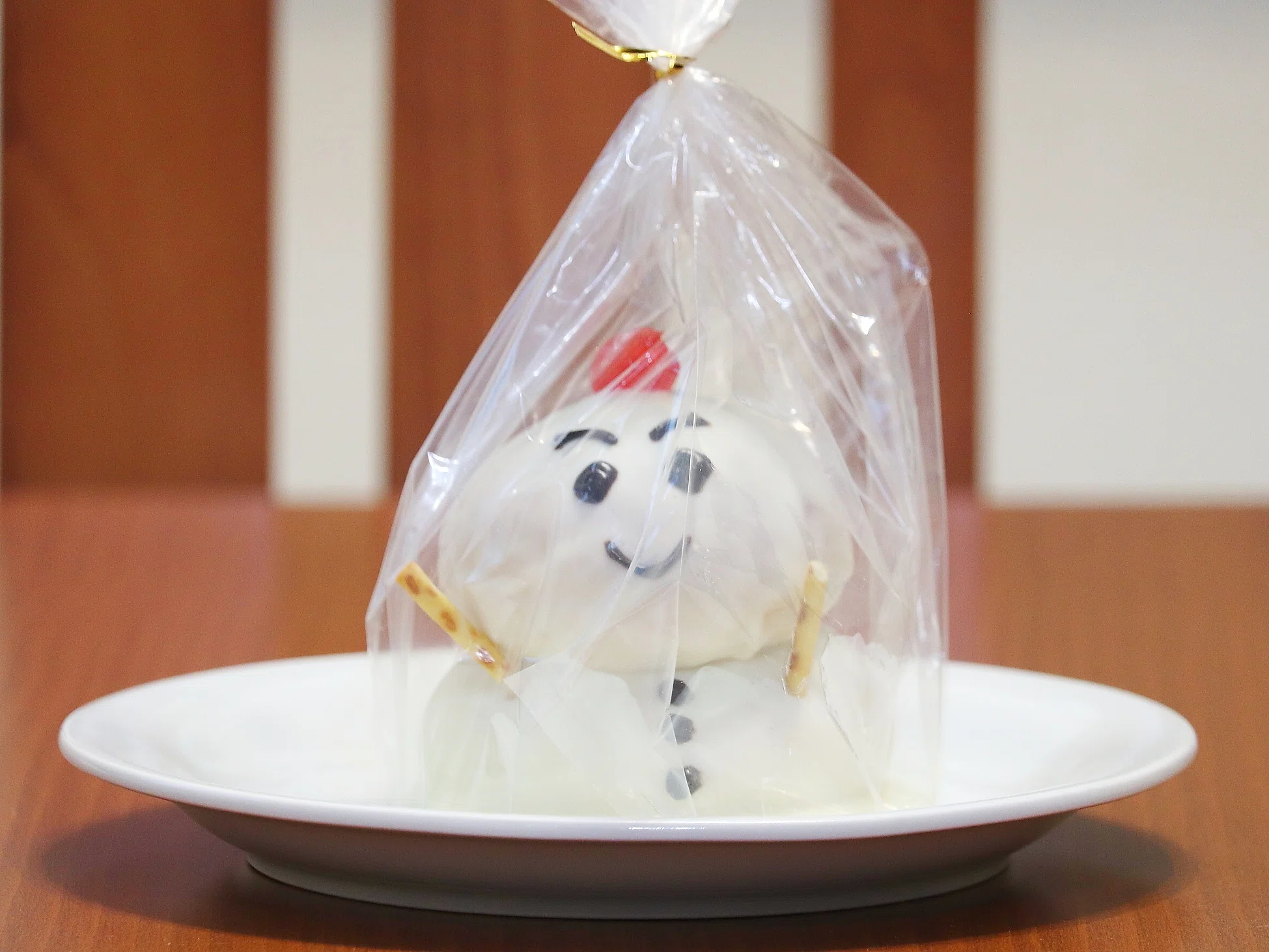 レアなので買えた時の喜びは大！「冬季限定ゆきだるまパン」気になる