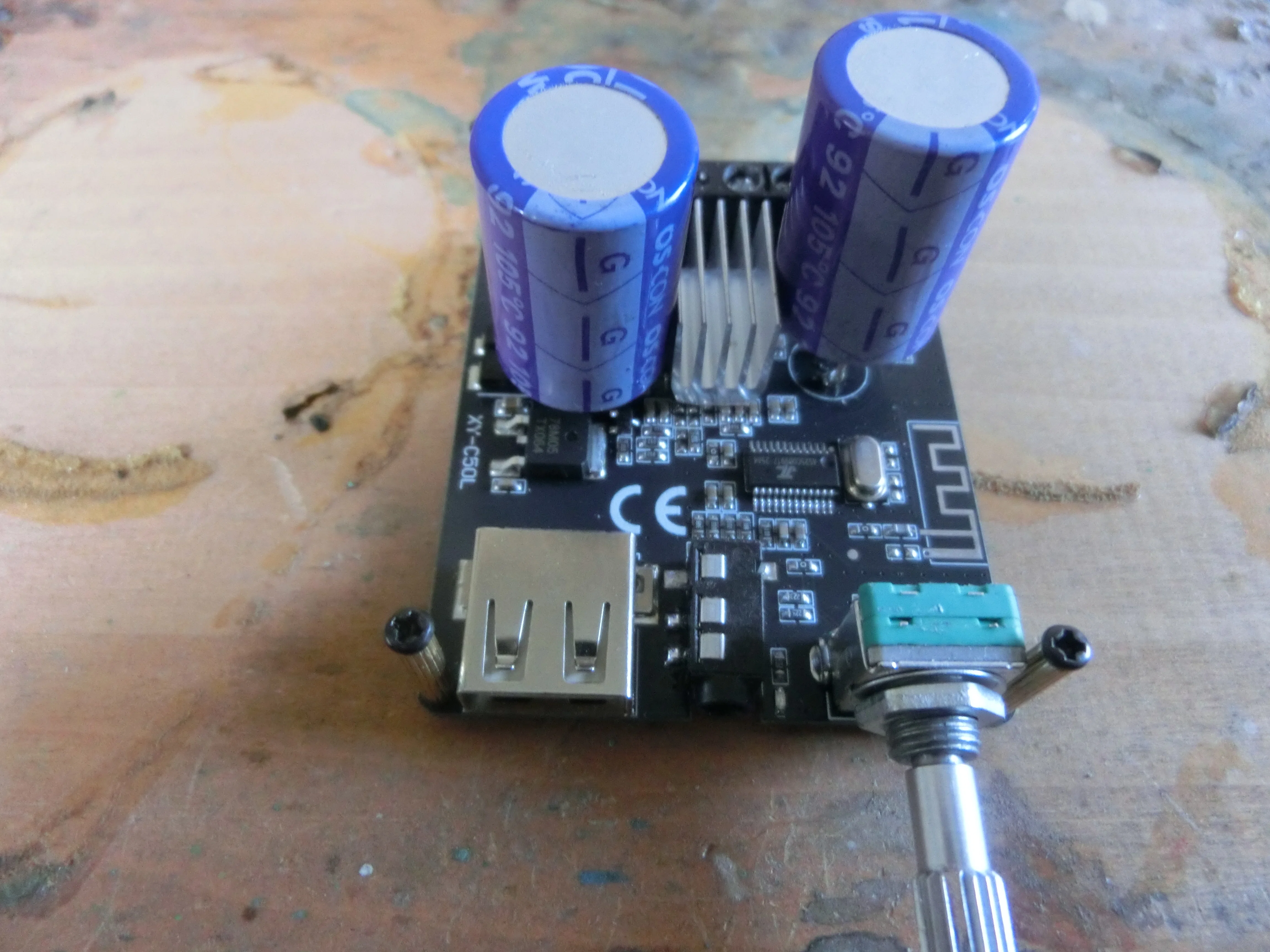 音が悪かった中華製アンプを改造して音を良くする｜ごくらく☆ガジェット