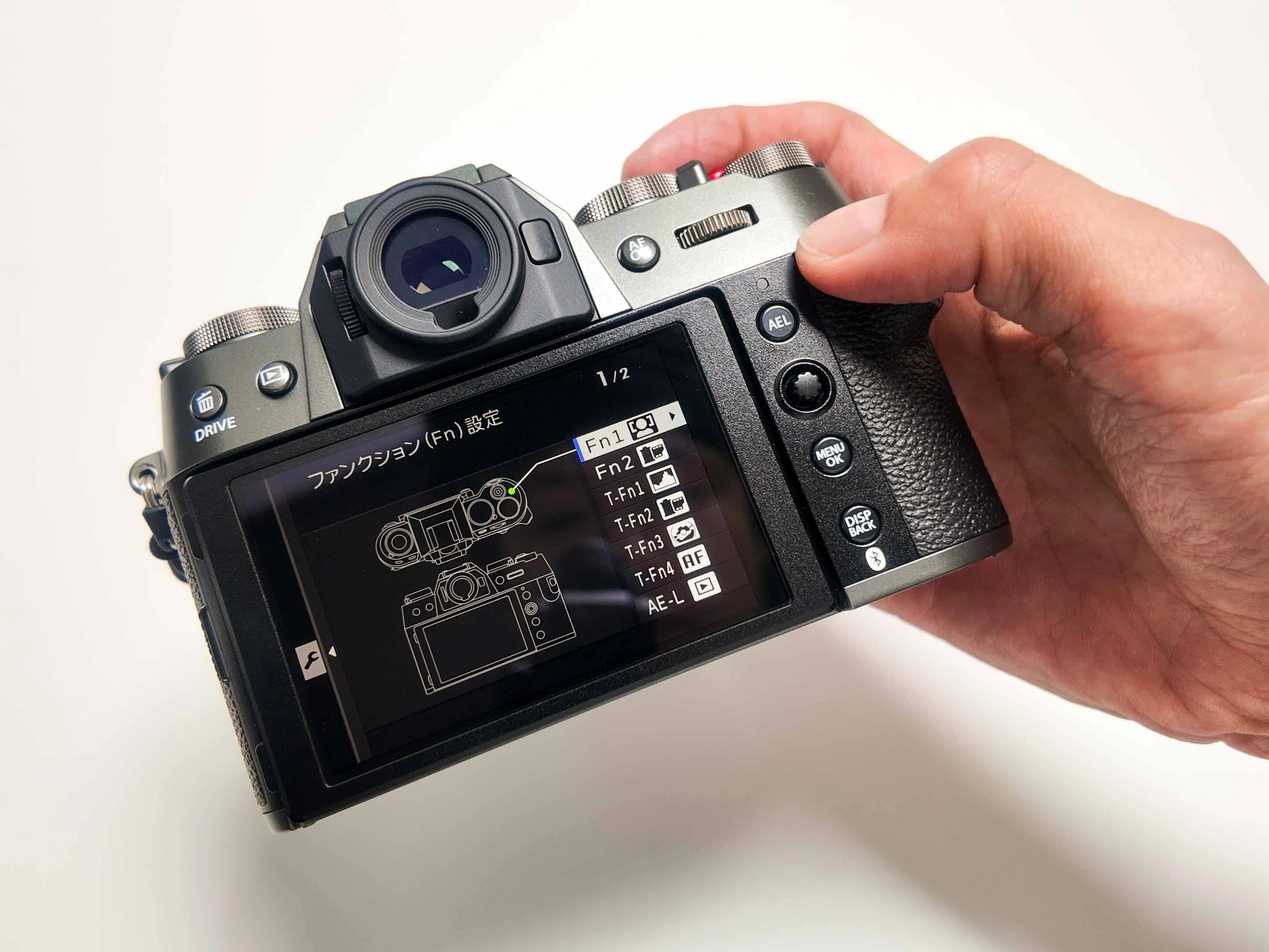 FUJIFILM初心者必見】FUJIFILM X-T50を自分専用に。快適に撮るための