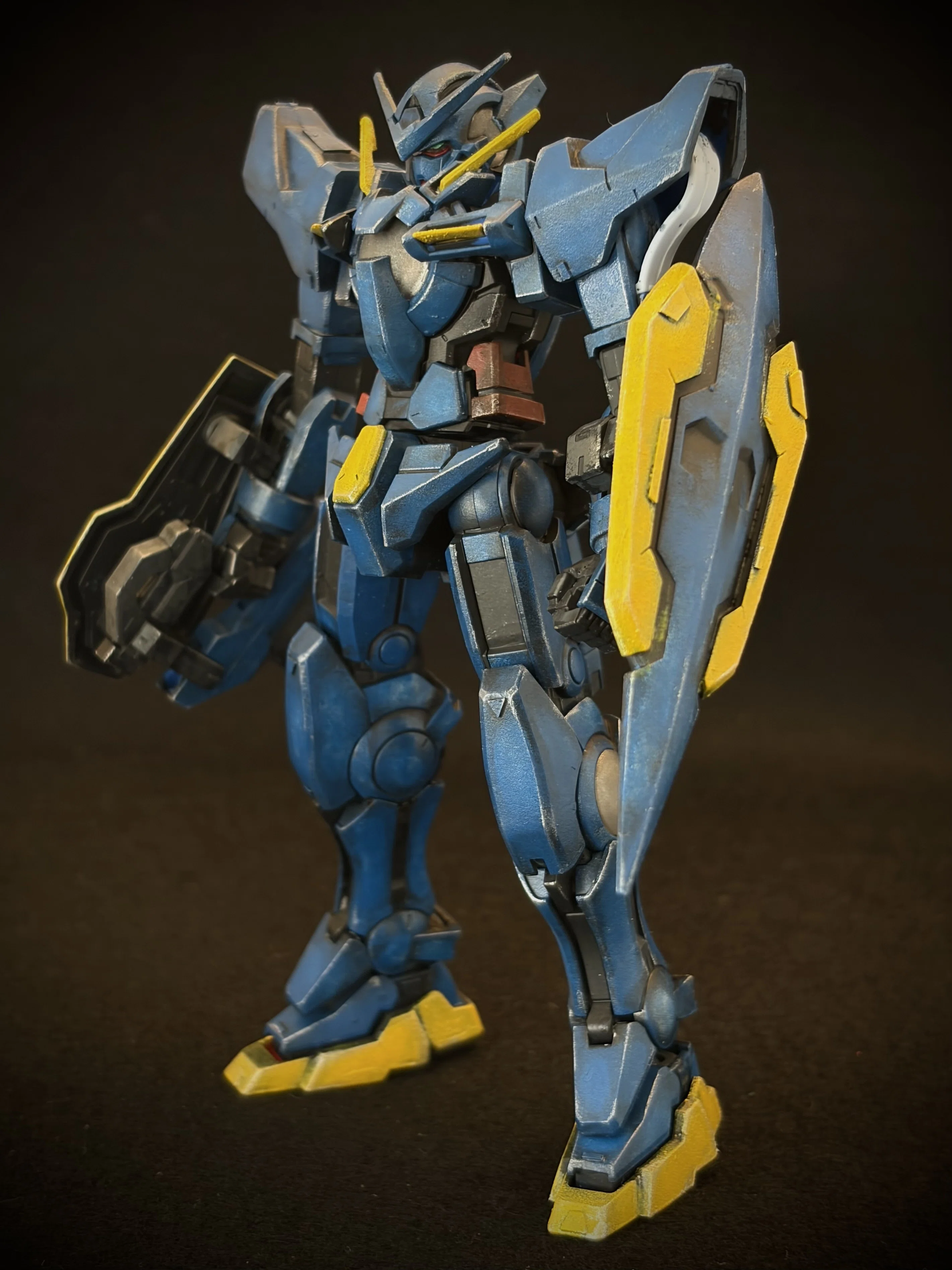 ガンダムエクシア完成】 青のグラデーション風味｜とうと｜かけだし
