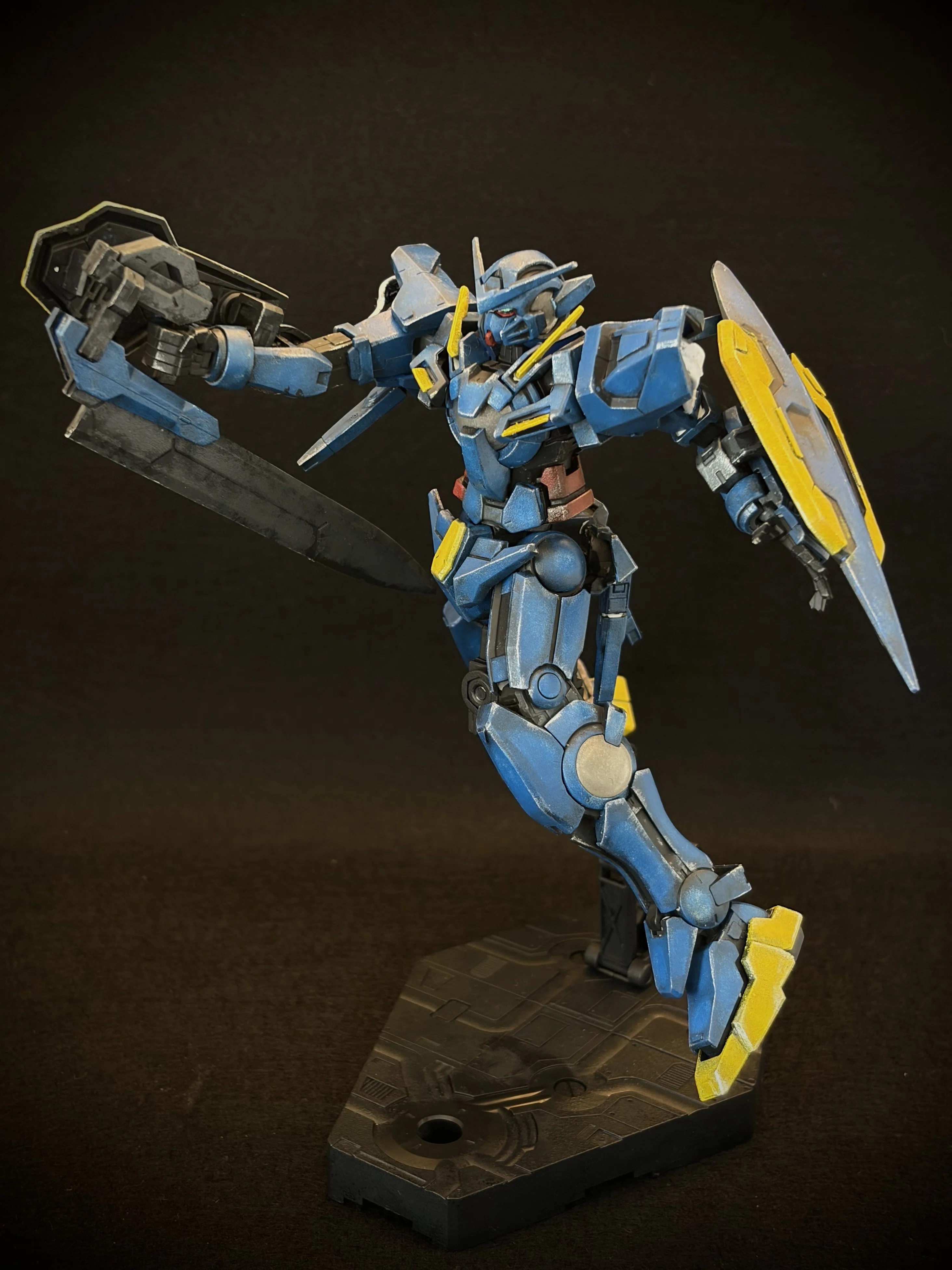 ガンダムエクシア完成】 青のグラデーション風味｜とうと (Touto) | 2