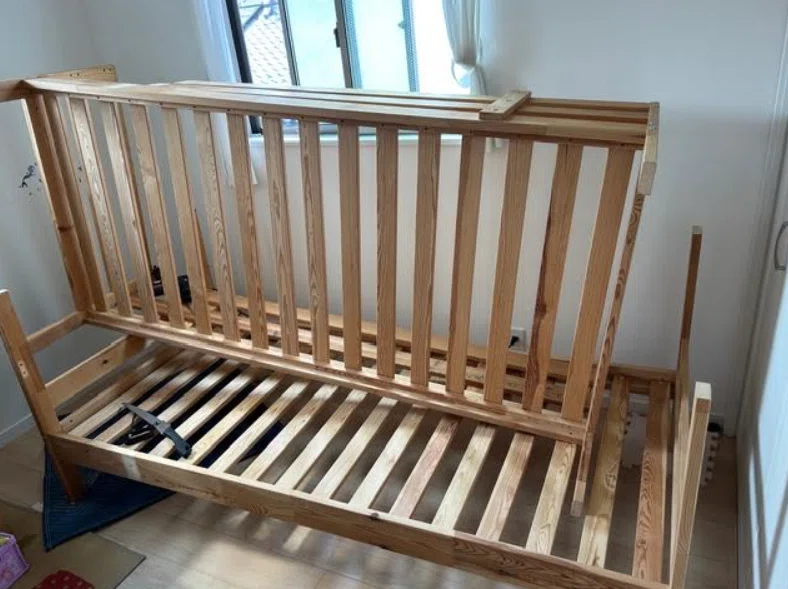 IKEAの2段ベッドをシングルベッド×2つにする方法（予算1000円程 