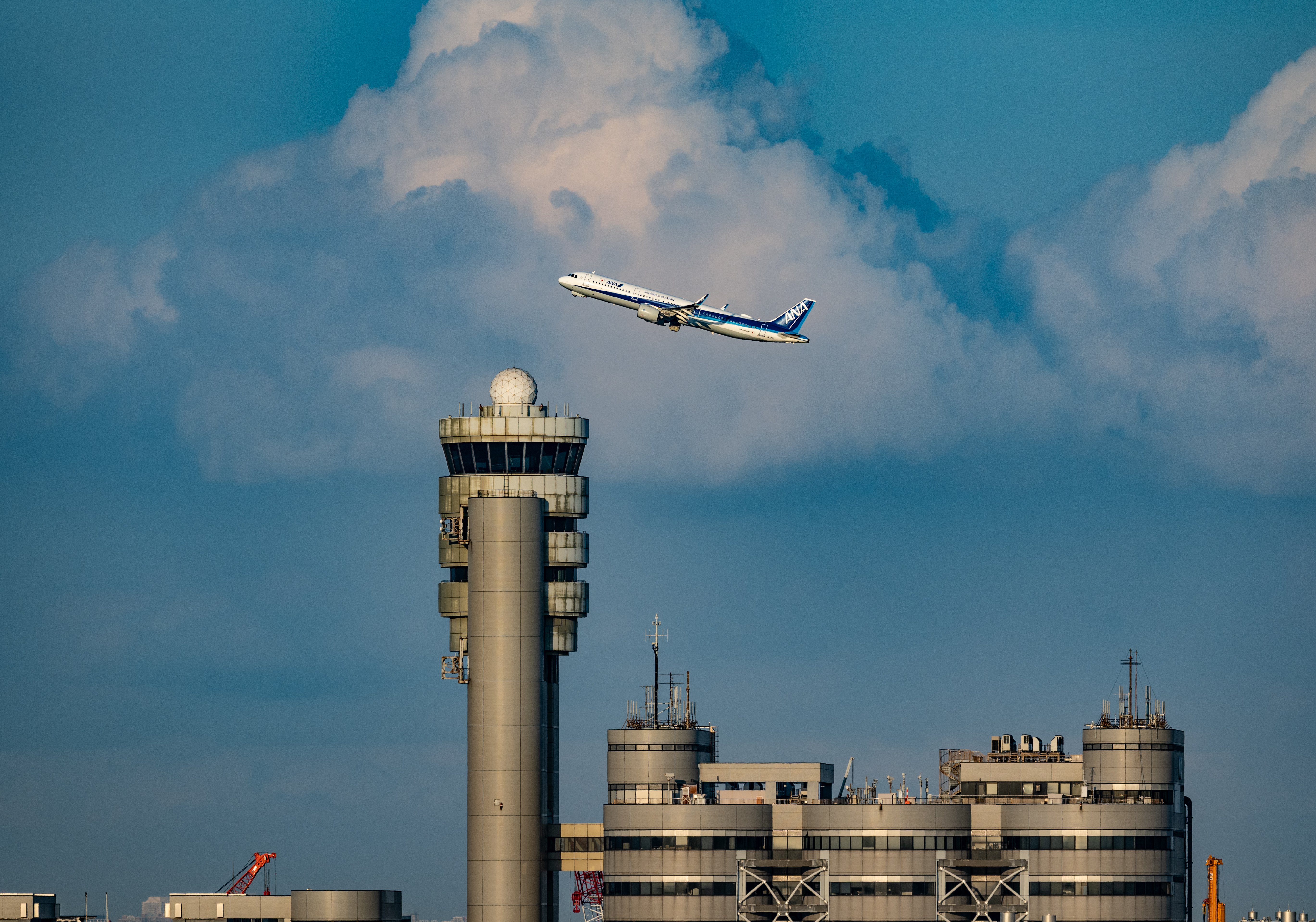 ヒコーキ撮りに羽田に：Z 100-400mm f/4.5-5.6 VR S｜@infinity.909