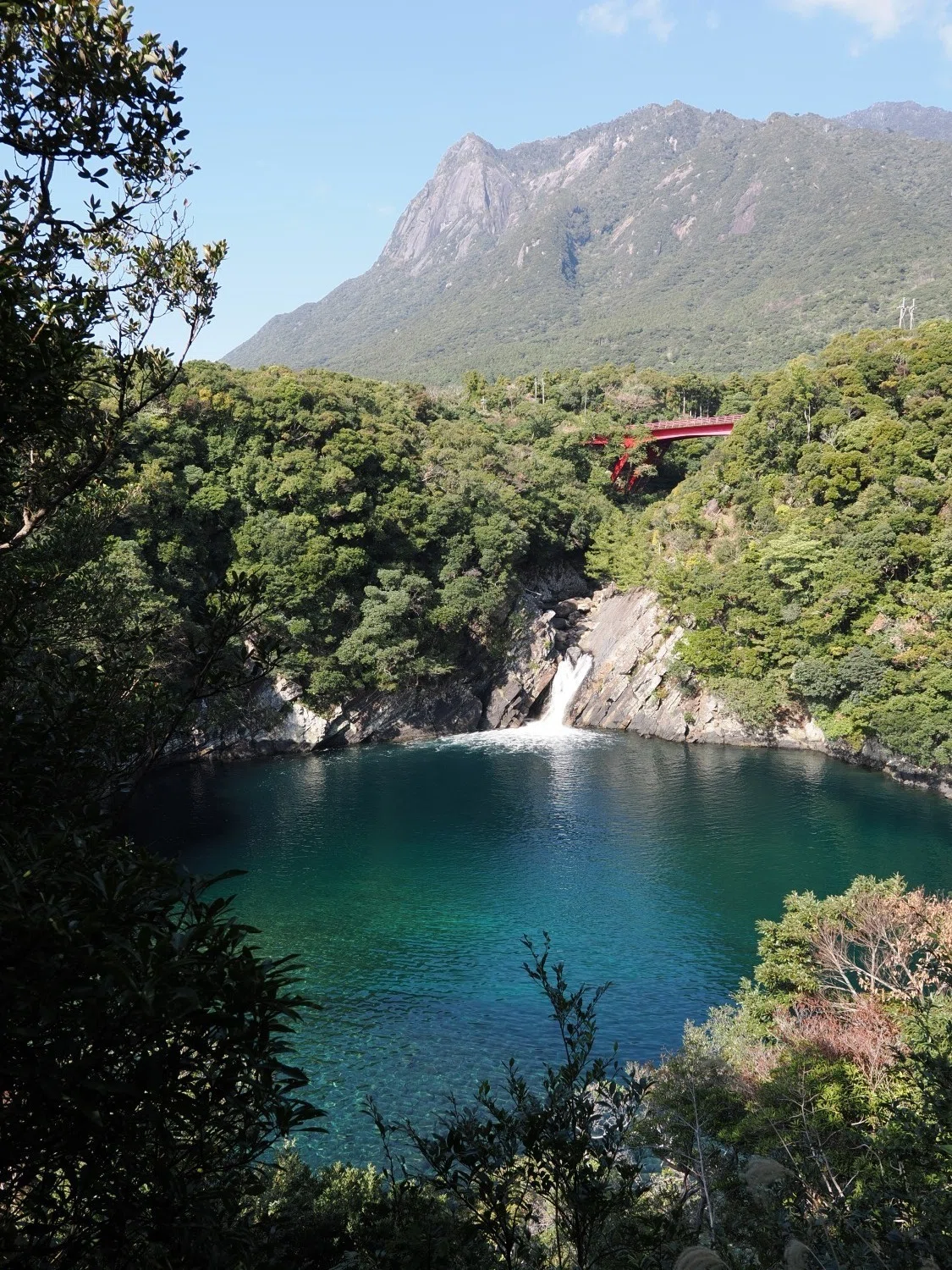 屋久島をぐるっと一周！ 空や水の青さに癒されてきました｜OM SYSTEM