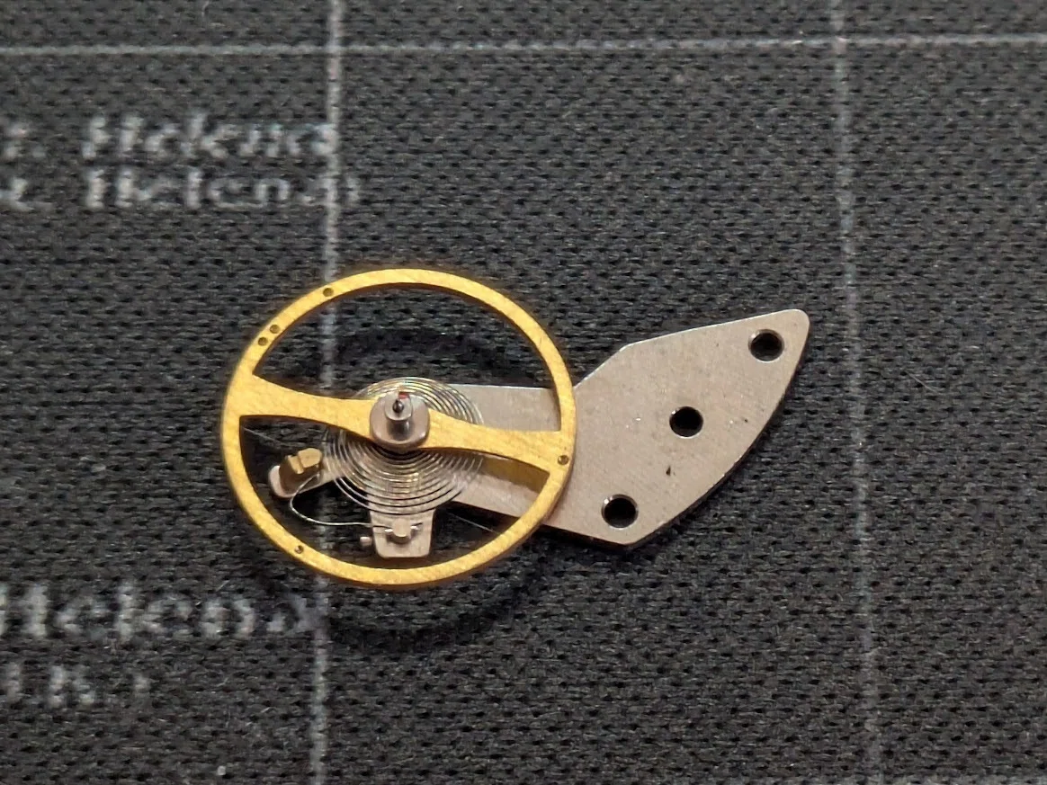No.403 | Seiko | 85898 | 部品取りを使ってでも復活させる時計｜と