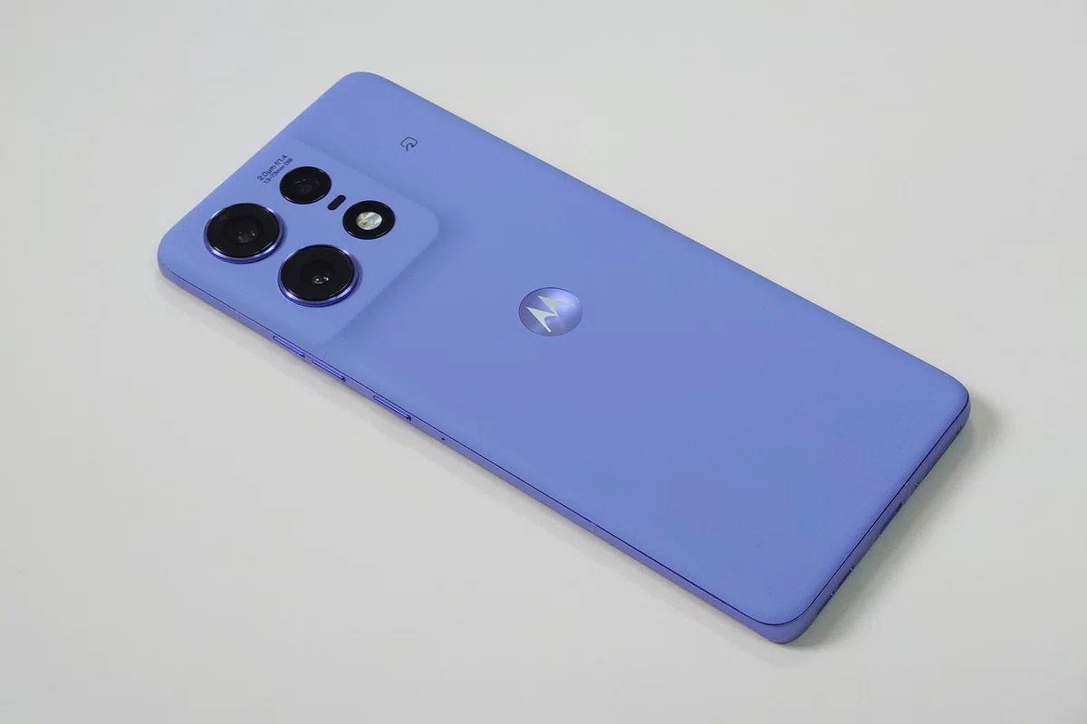 motorola edge 50s proを1年以上使ったレビュー！薄くてデカくて全部 