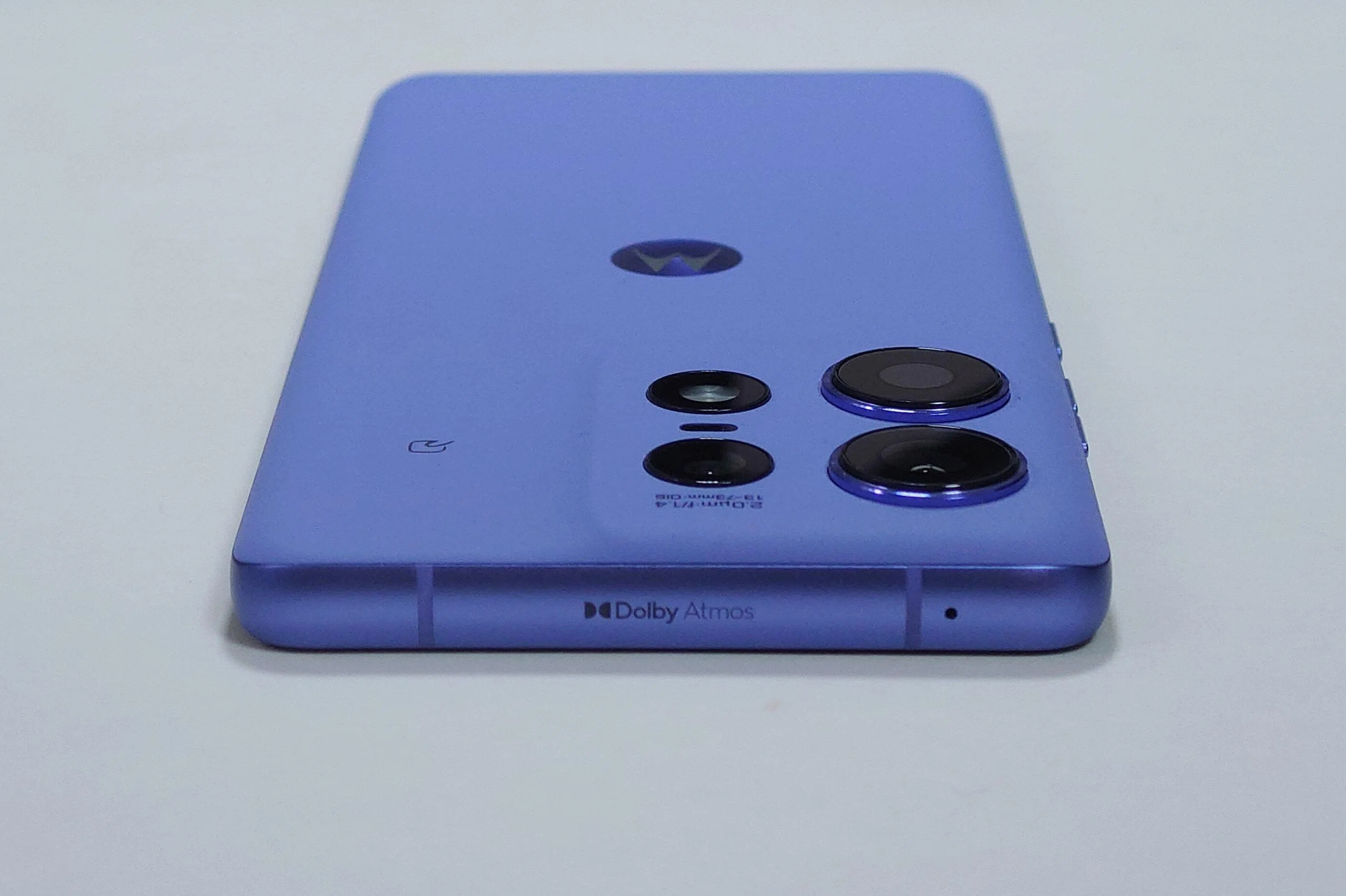 motorola edge 50s pro レビュー！実機を1年以上使って分かった