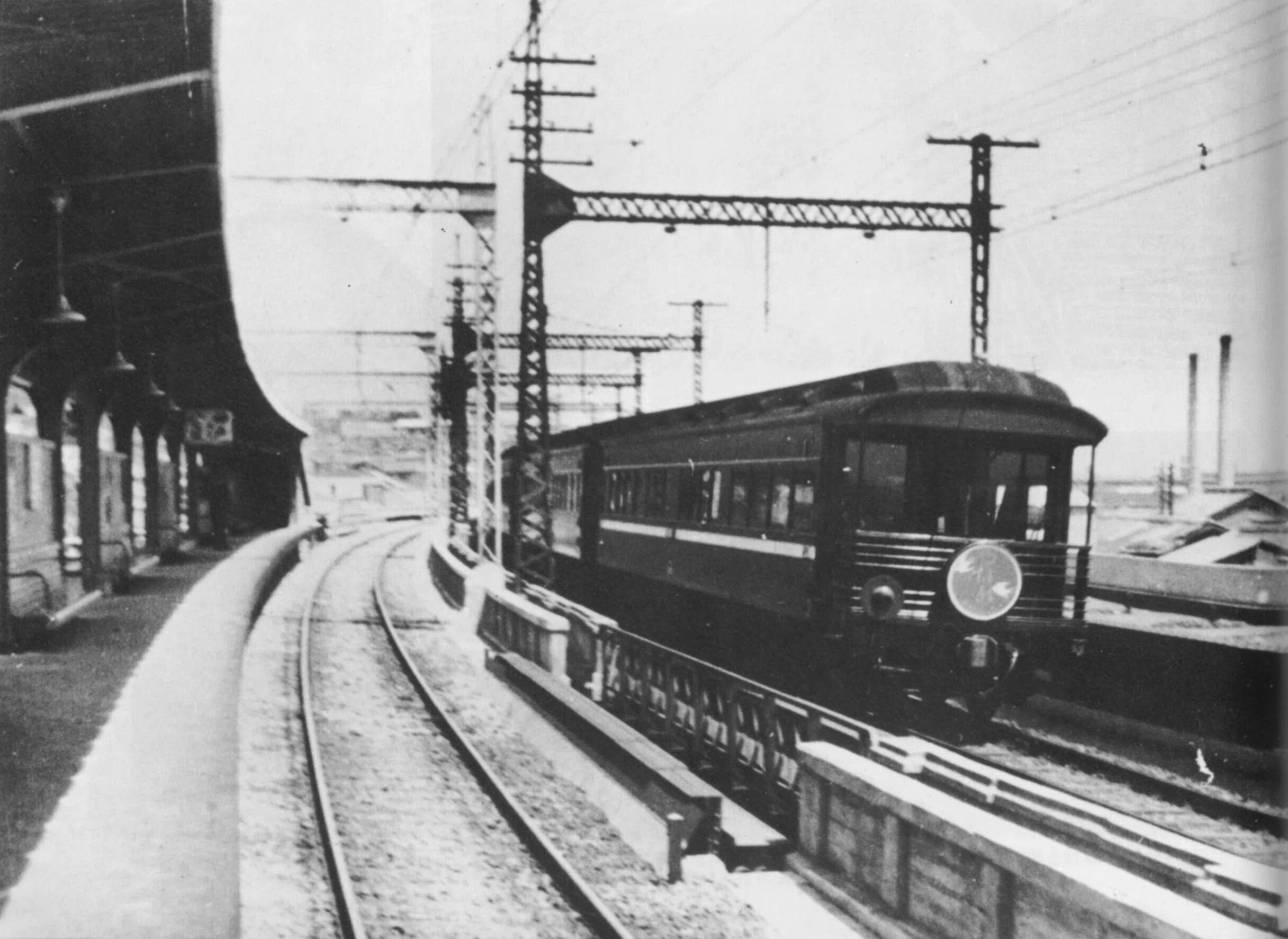 昭和の汽笛が布に残る──C6225《はと号》が走り続ける風呂敷｜昭和