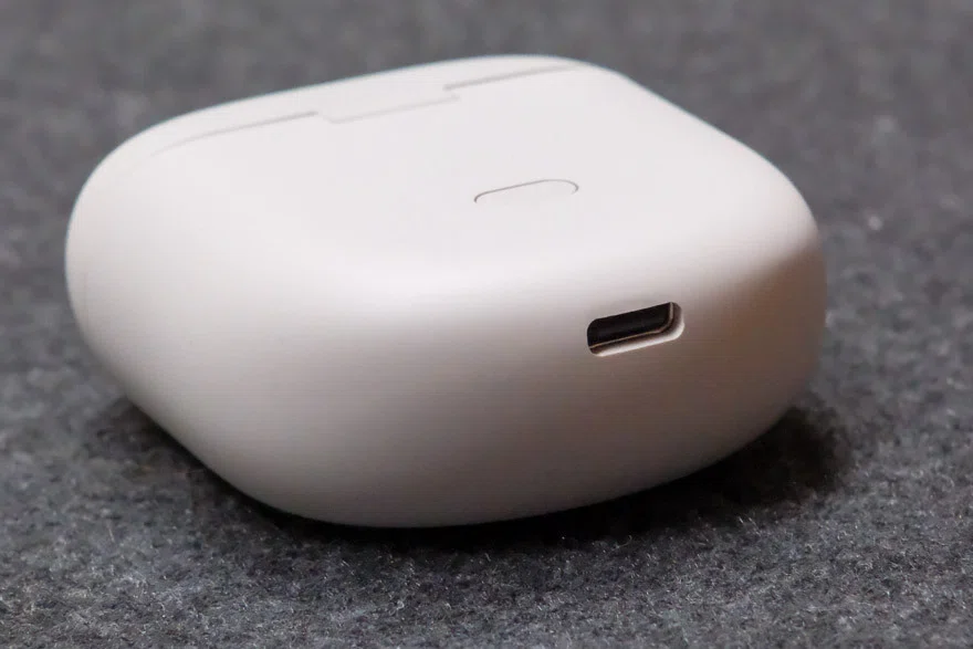 な*ん様 Bose QuietComfort Ultra Earbuds 充電ケ 【公式通販】