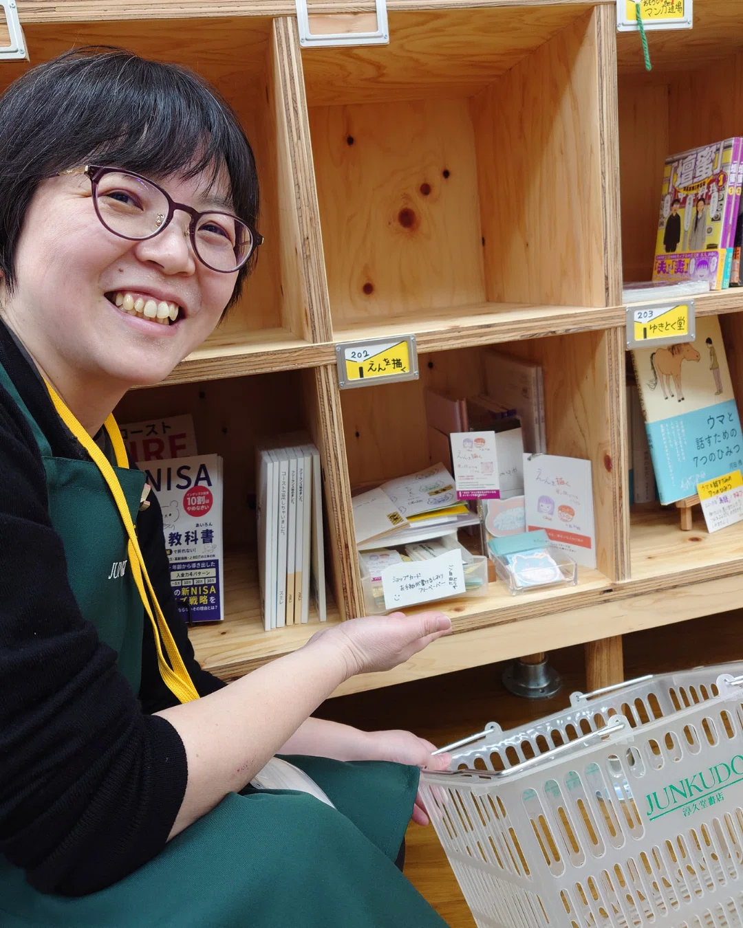 棚づくり、ただいま試行錯誤中 【シェア本棚「cuebooks osaka」での