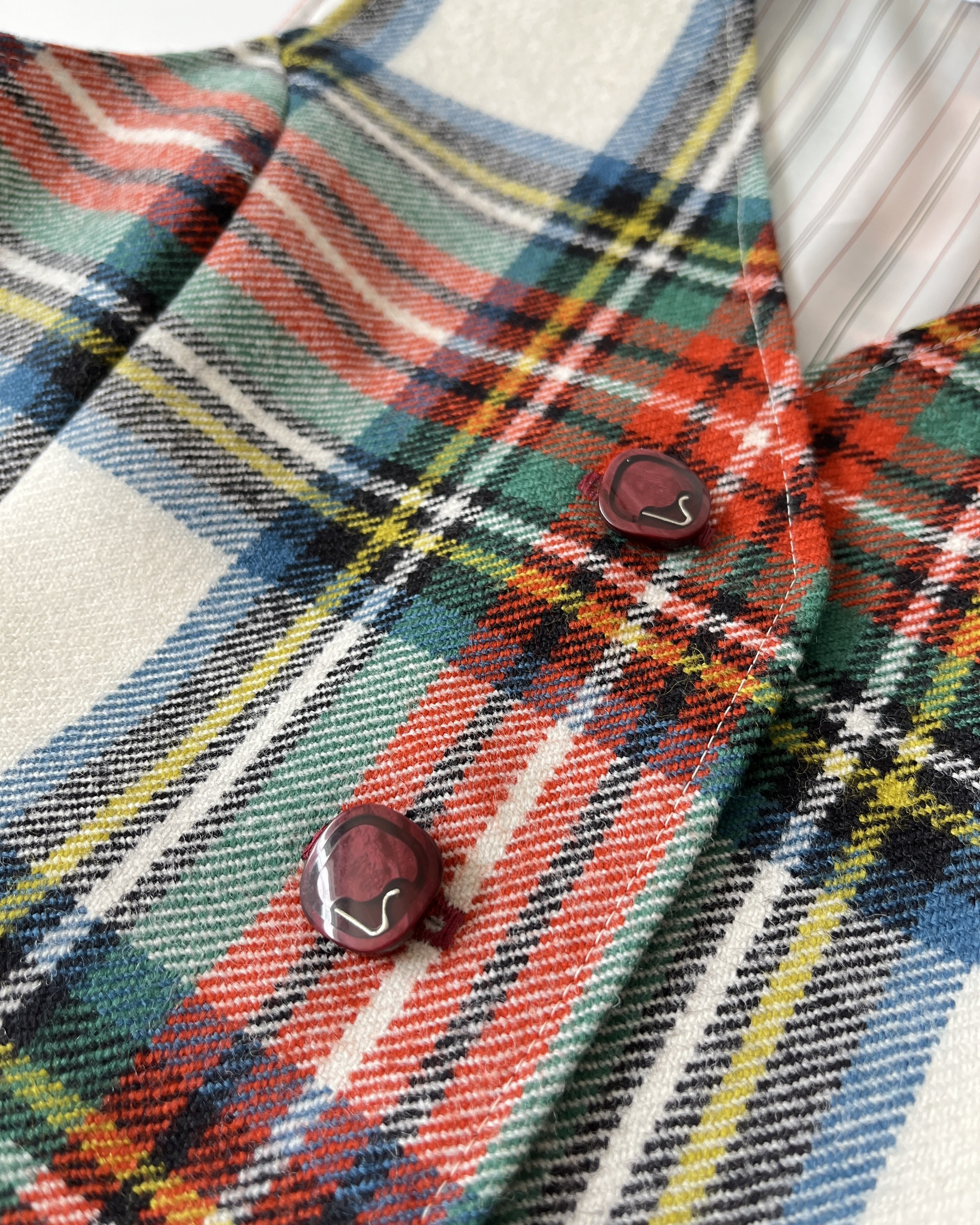 祖母のボタンとチェック柄ベスト｜冬の洋裁記録2｜雁、制作の余白