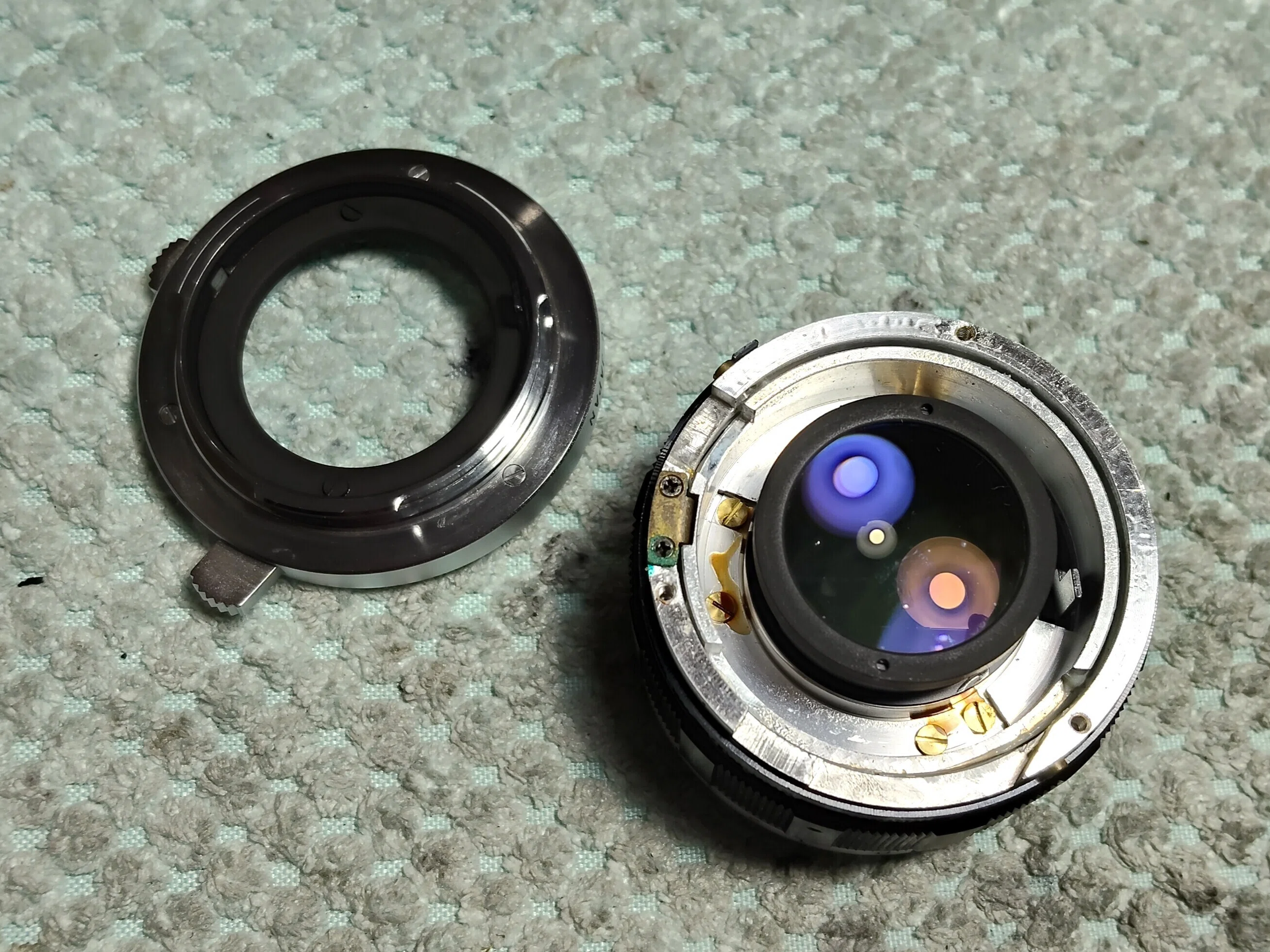 OLYMPUS G.ZUIKO 40mm F/1.4 ペンF用レンズの分解｜フィルムカメラ修理