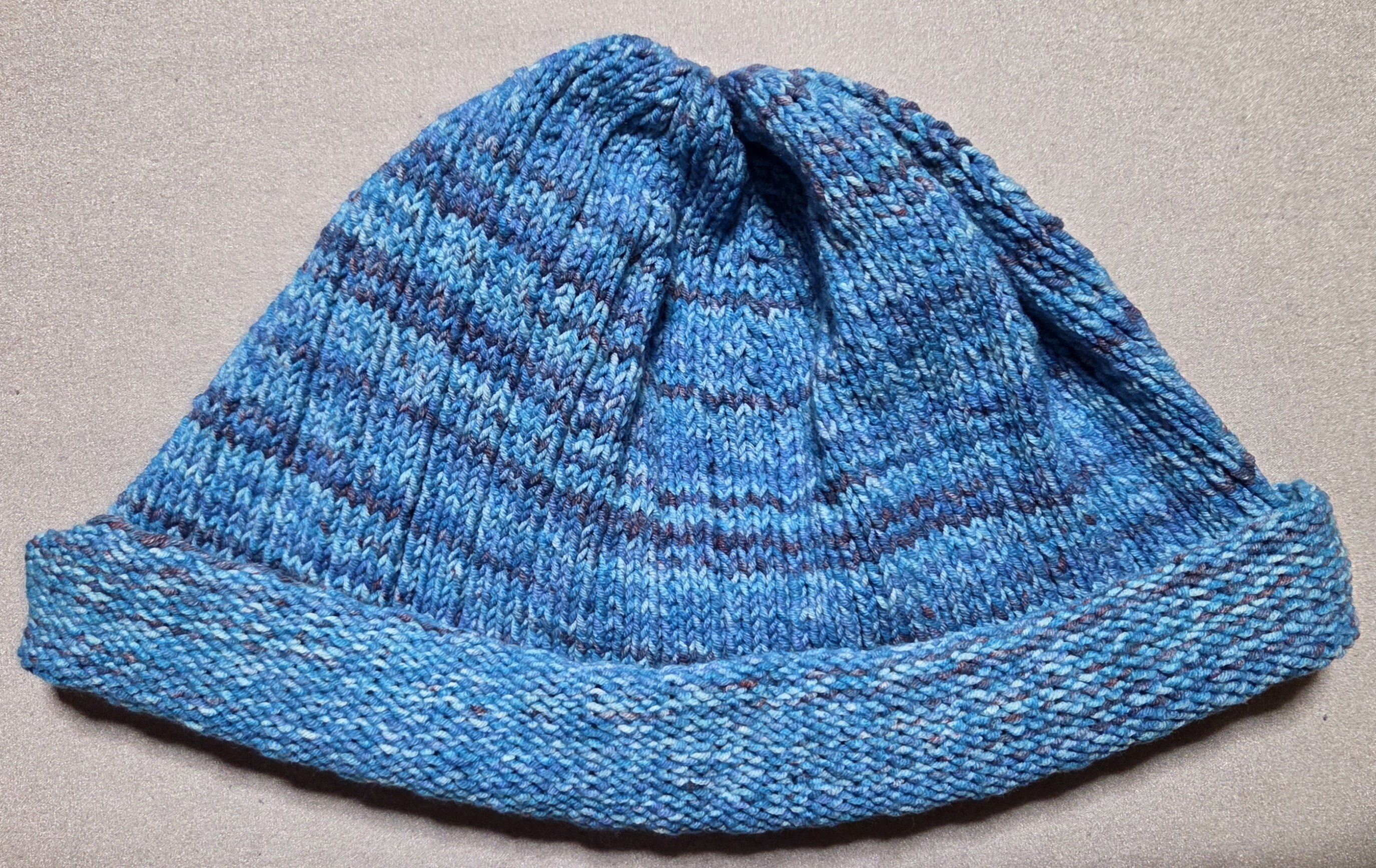 恐ろしく間違えた帽子｜みみこ