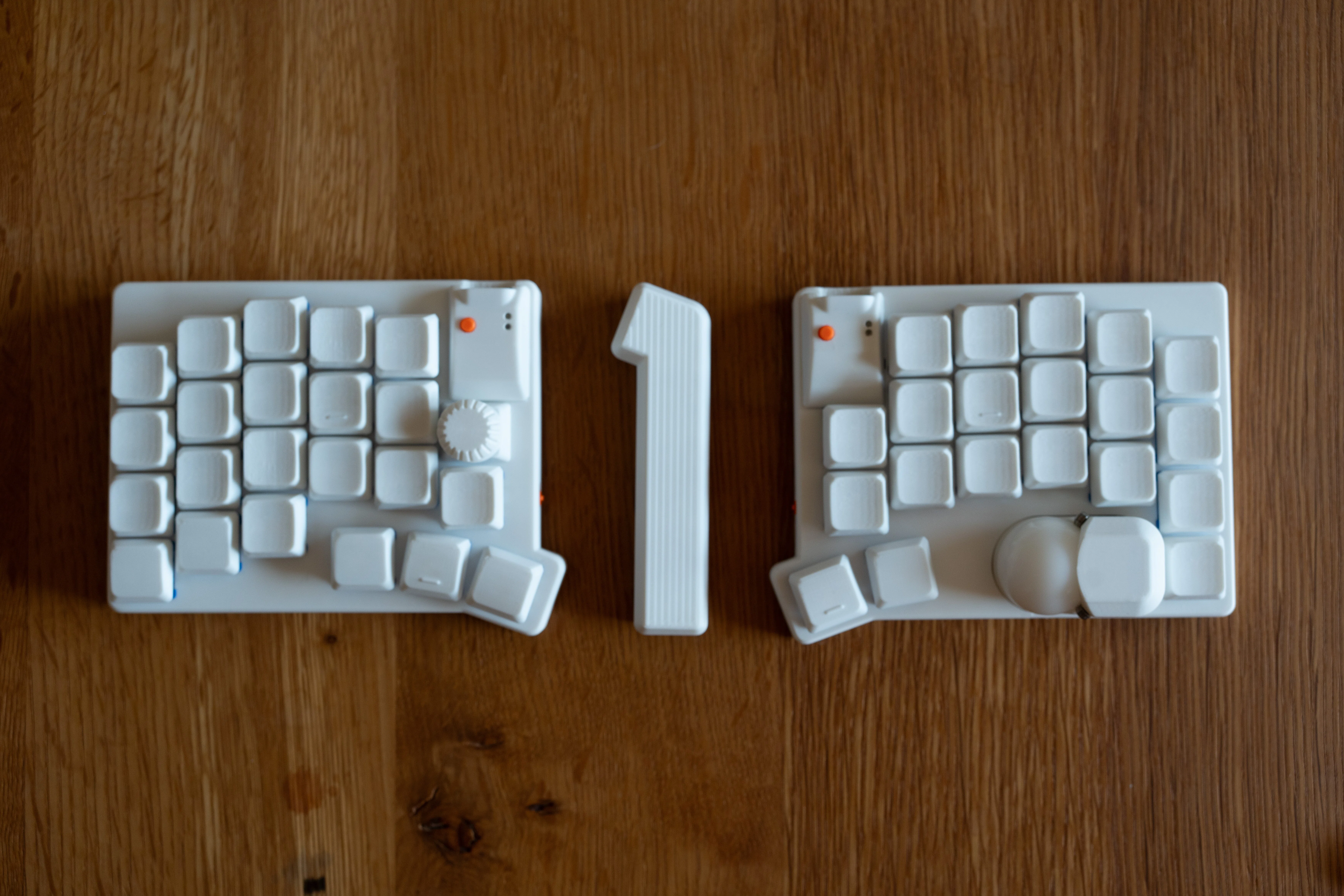 【美品】mona2、coropit、ブラック、組立済 分割キーボードの旅の続き： お苦しみmoNa編｜ryo watanabe