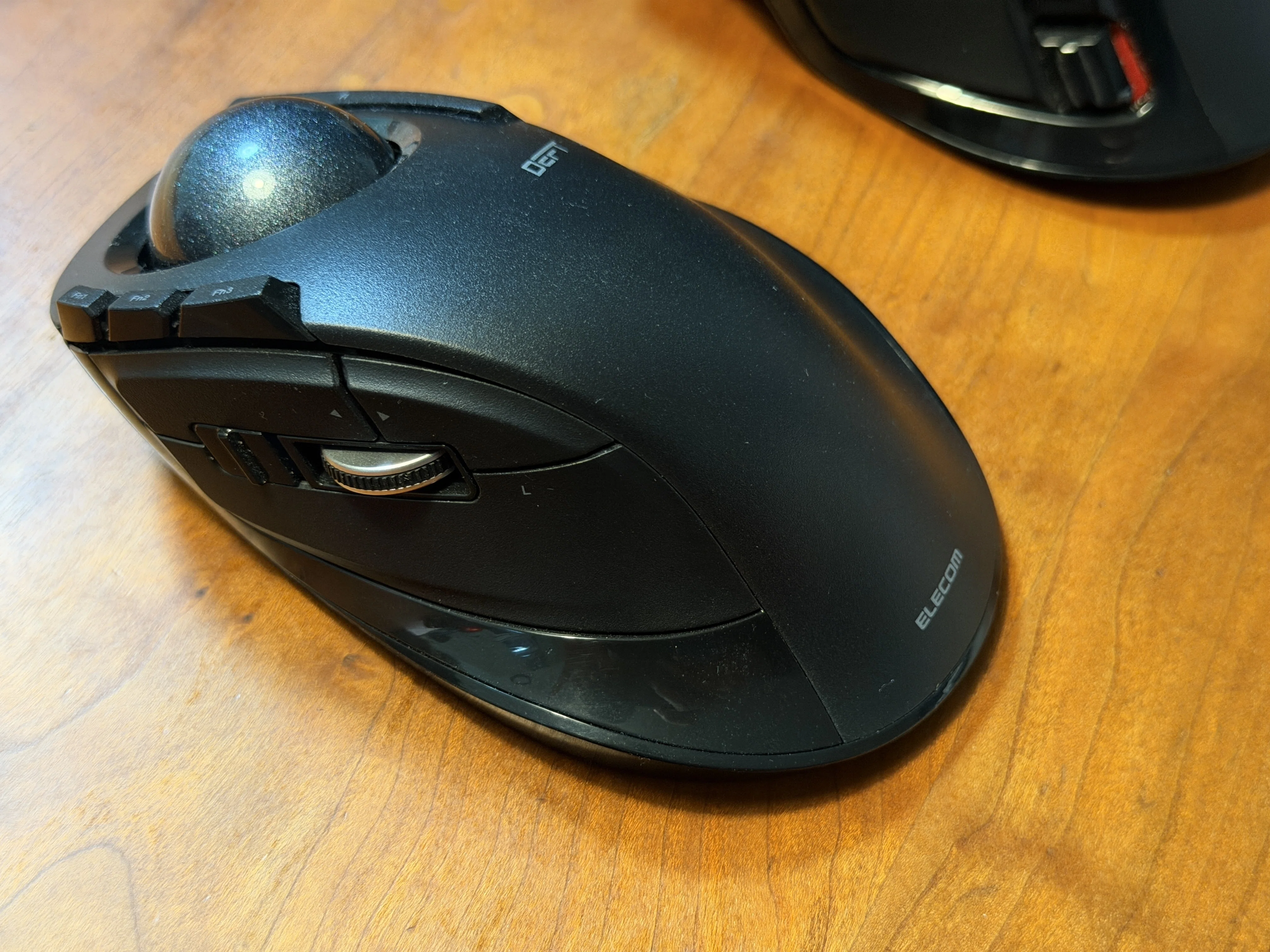 トラックボール「Deft Pro」レビュー｜サリチル酸