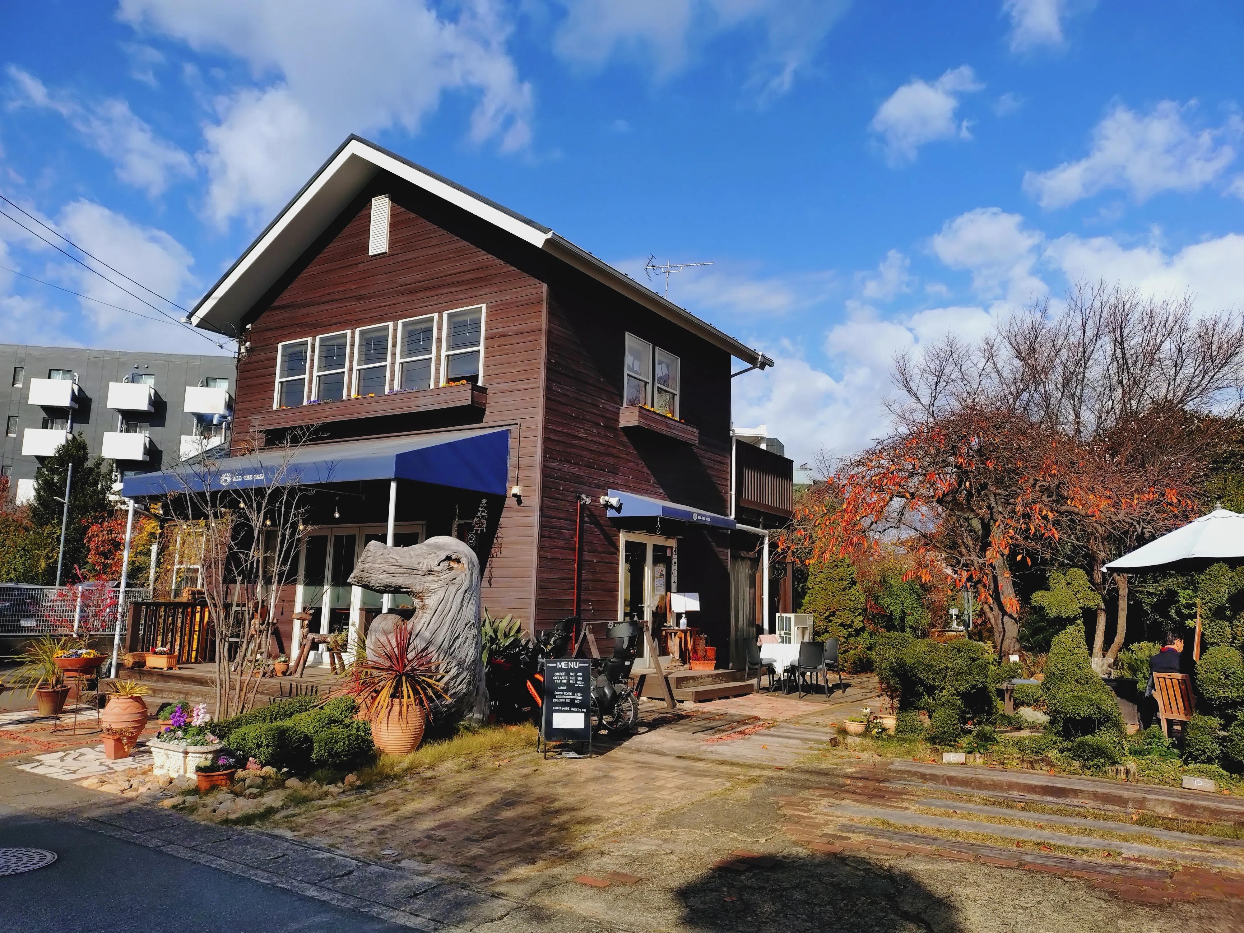 川崎市多摩区】居心地のいい中野島のガーデンカフェでワンプレート