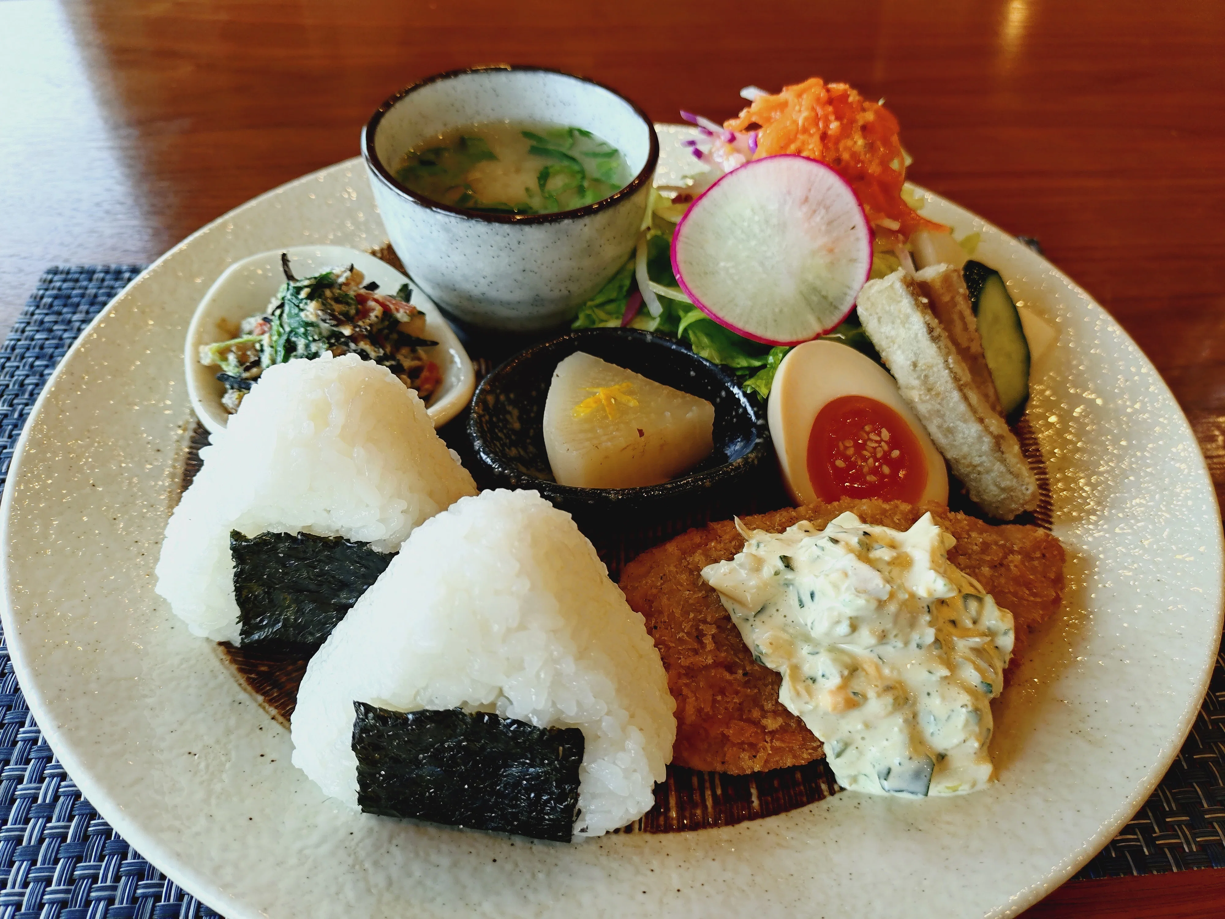 川崎市多摩区】居心地のいい中野島のガーデンカフェでワンプレート