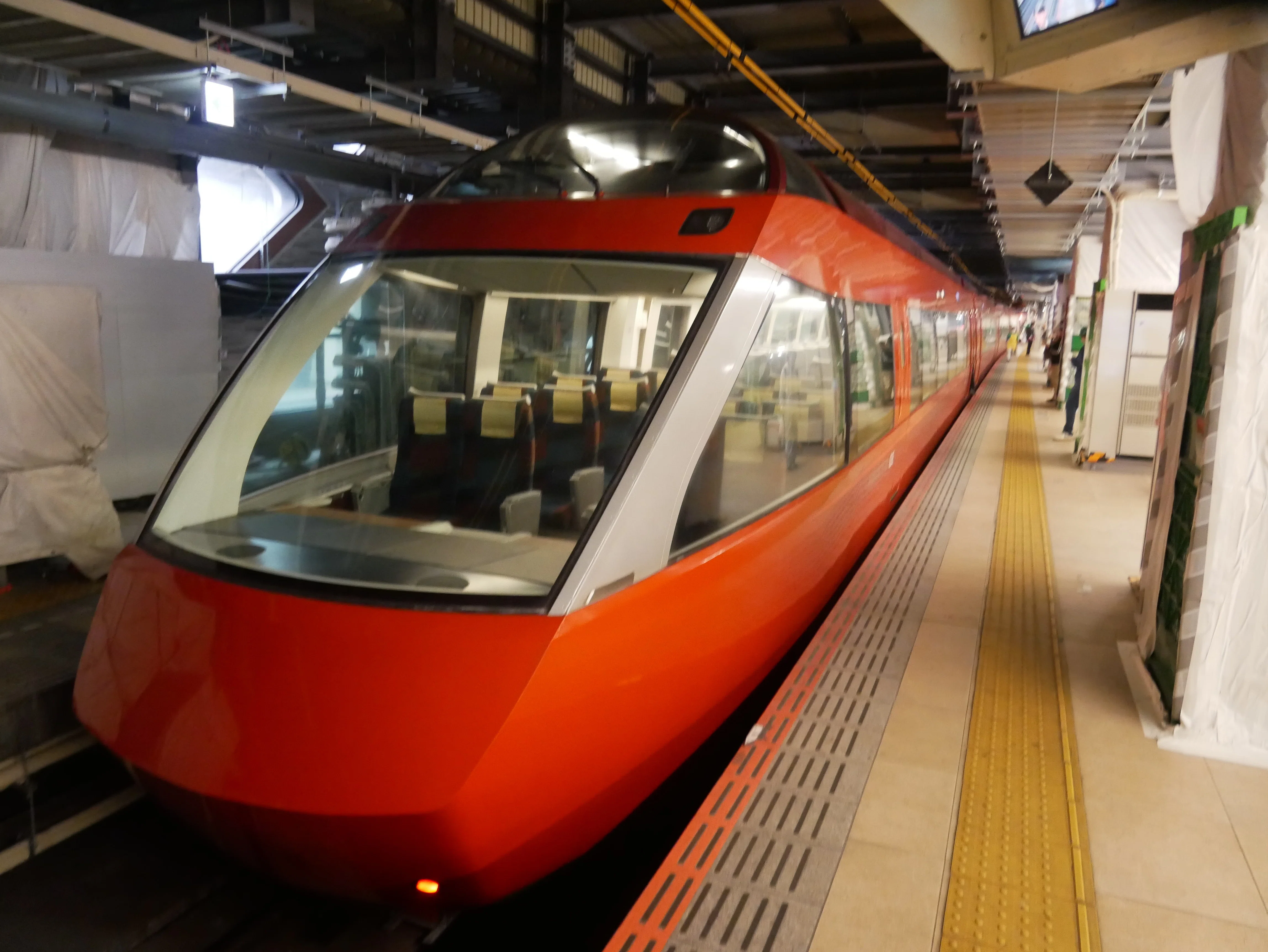 ナゾの名前】小田急のロマンスカー、臨時51号に乗車！｜島田ヒューストン