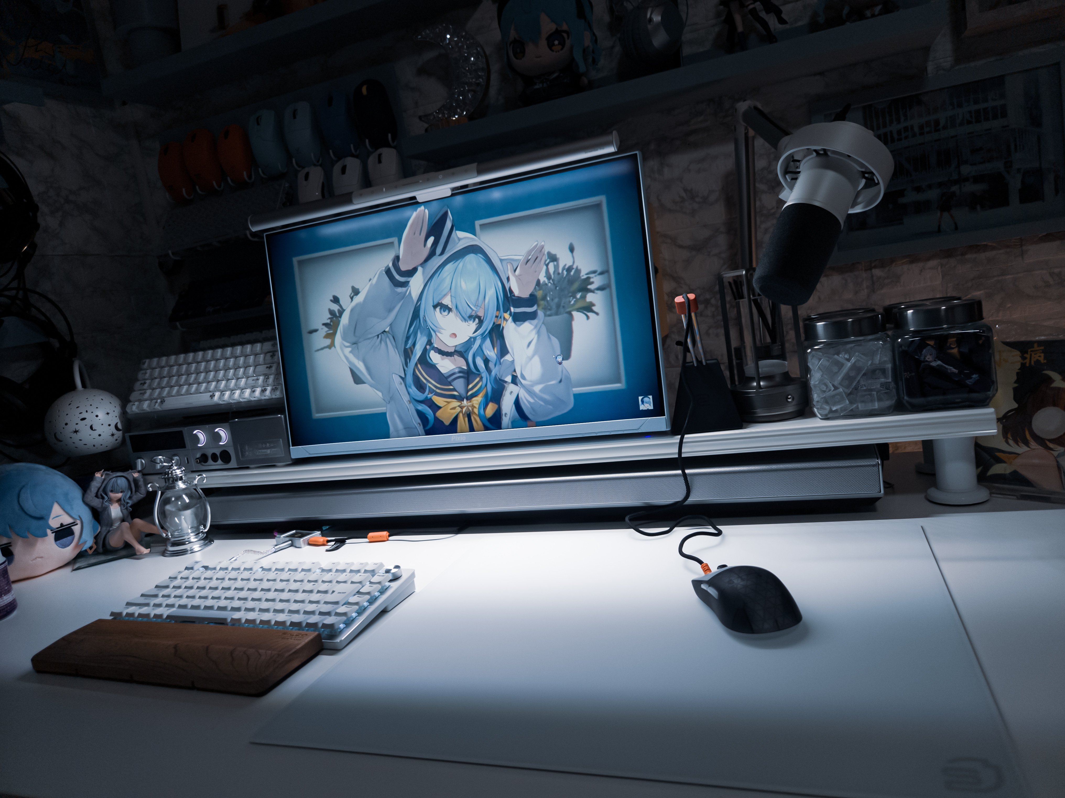 Storia Nulla White】6600円という圧倒的低価格のガラスマウスパッド