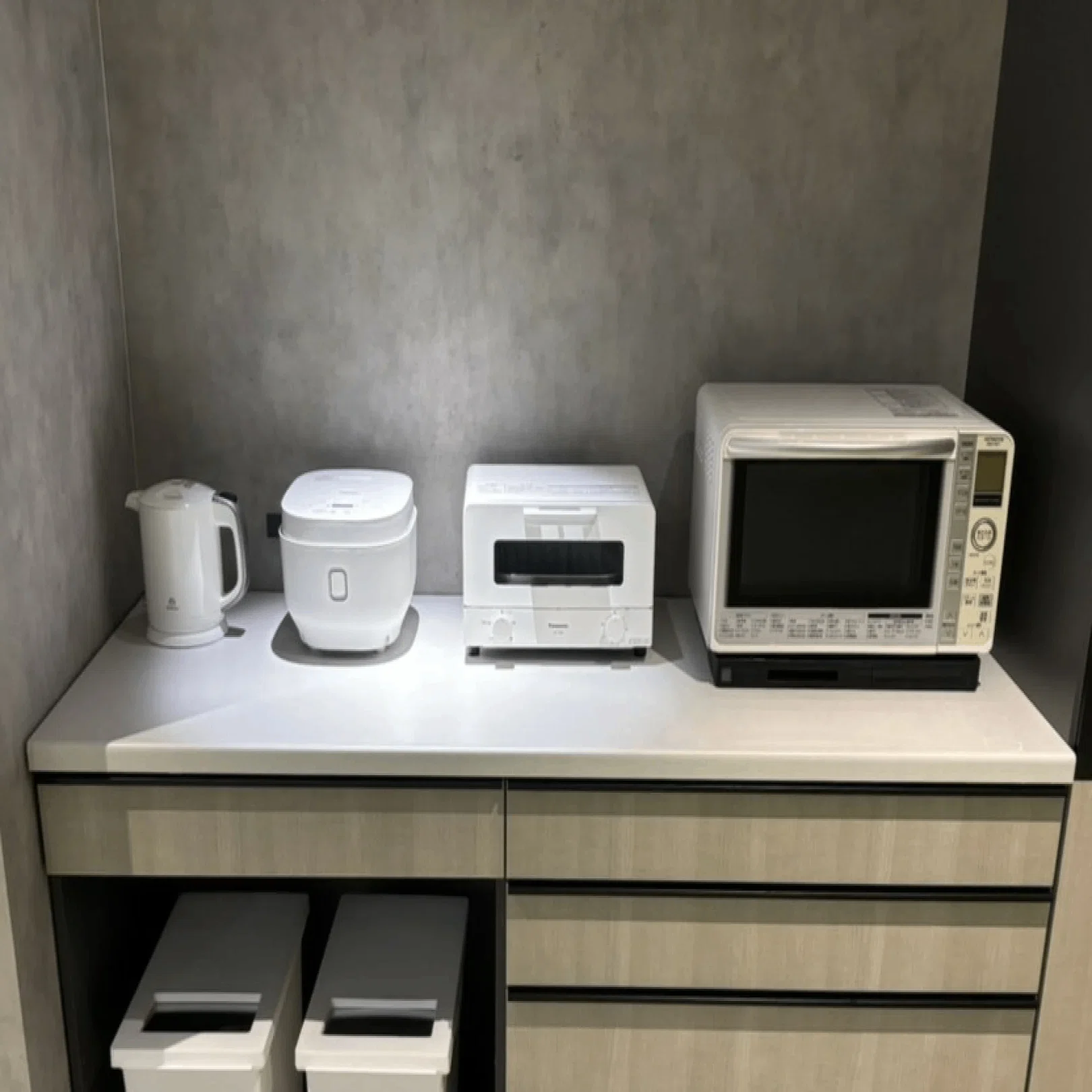 カップボードの奥行きは45cm？65cm？後悔しないための選び方ガイド｜住