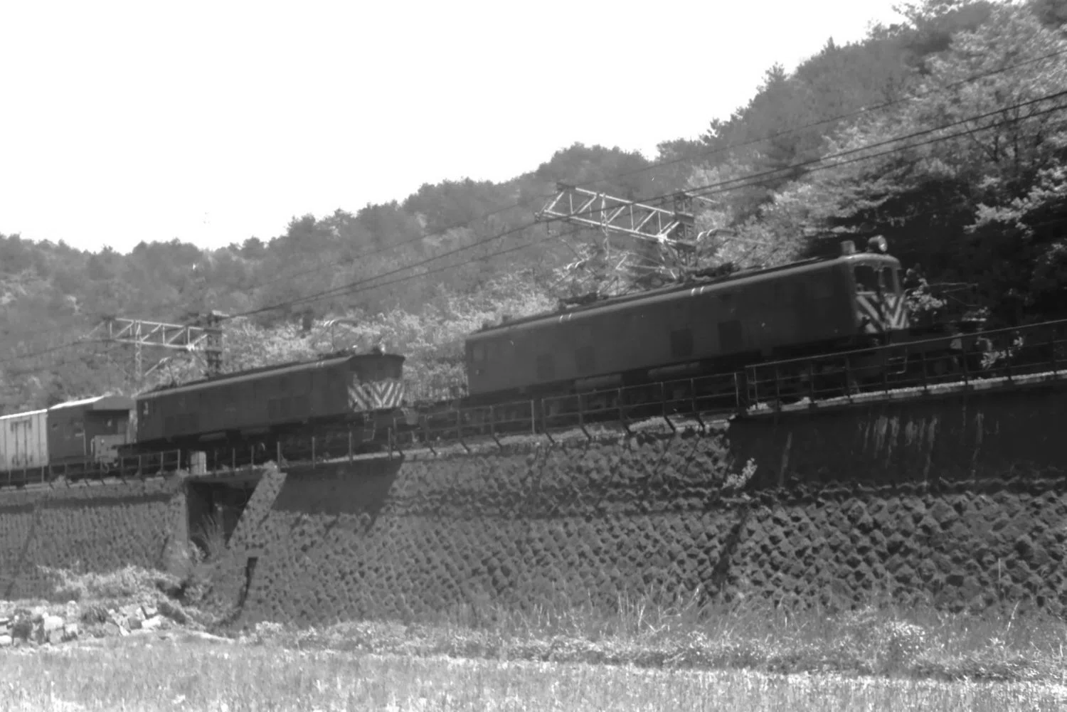 鉄道１０ バラ売り可能一枚４９８０円昭和時代 鉄道写真 瀬野八越えの機関車（昭和52～57年） 1 瀬野八と補機を務めた機関