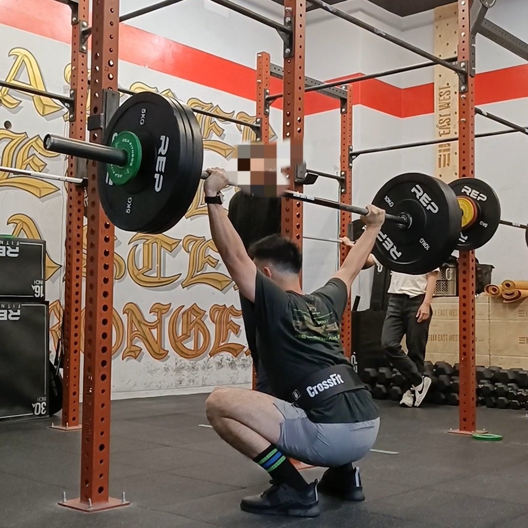 ウェイトリフティングシューズを求めて三千里｜辺境｜Akira Teramoto