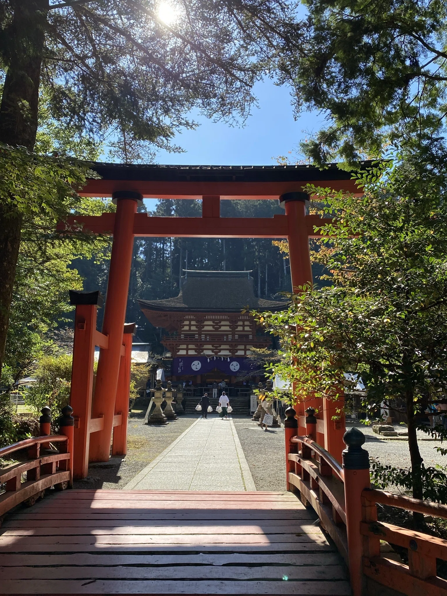 丹生都比売神社｜天野の里と例祭に宿る感謝──空海に高野山を授けた