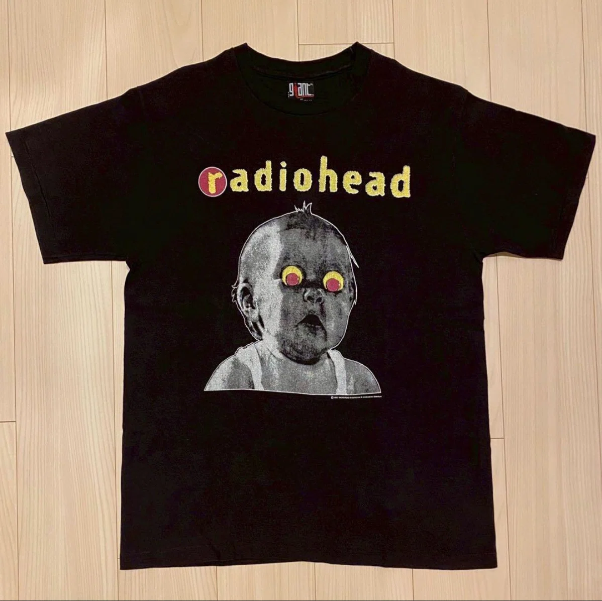 保存版】バンドTシャツの偽物タグを見分ける5つのポイント