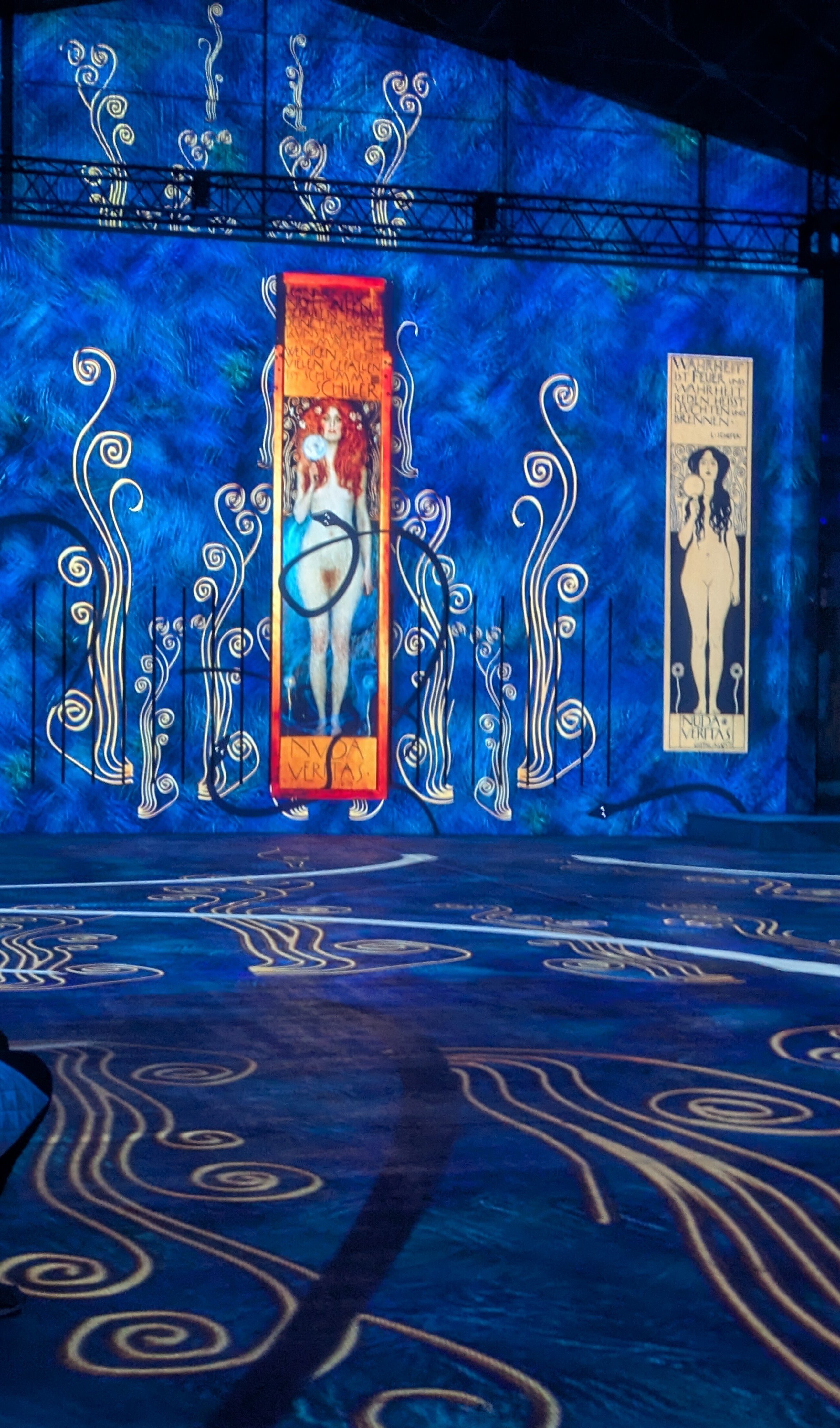 絵画は呪術｜ことばになる前の色とメッセージ／島貫めぐみ