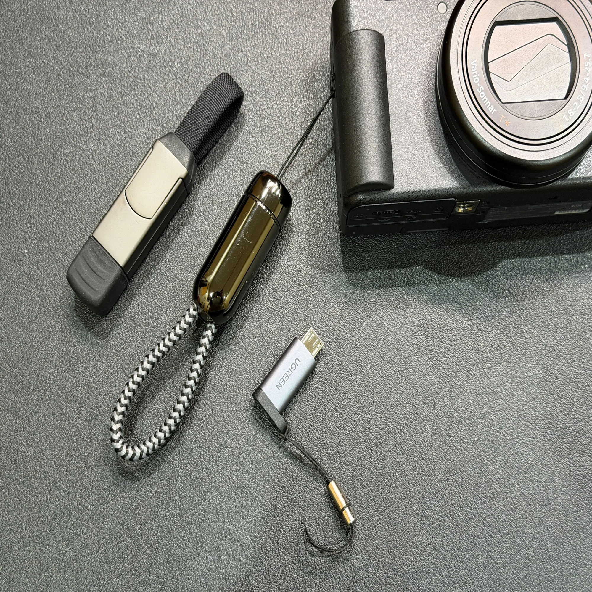 SONY ZV-1のMicroUSBケーブルをどう持ち歩くか問題｜TECH & GO｜でじまろ
