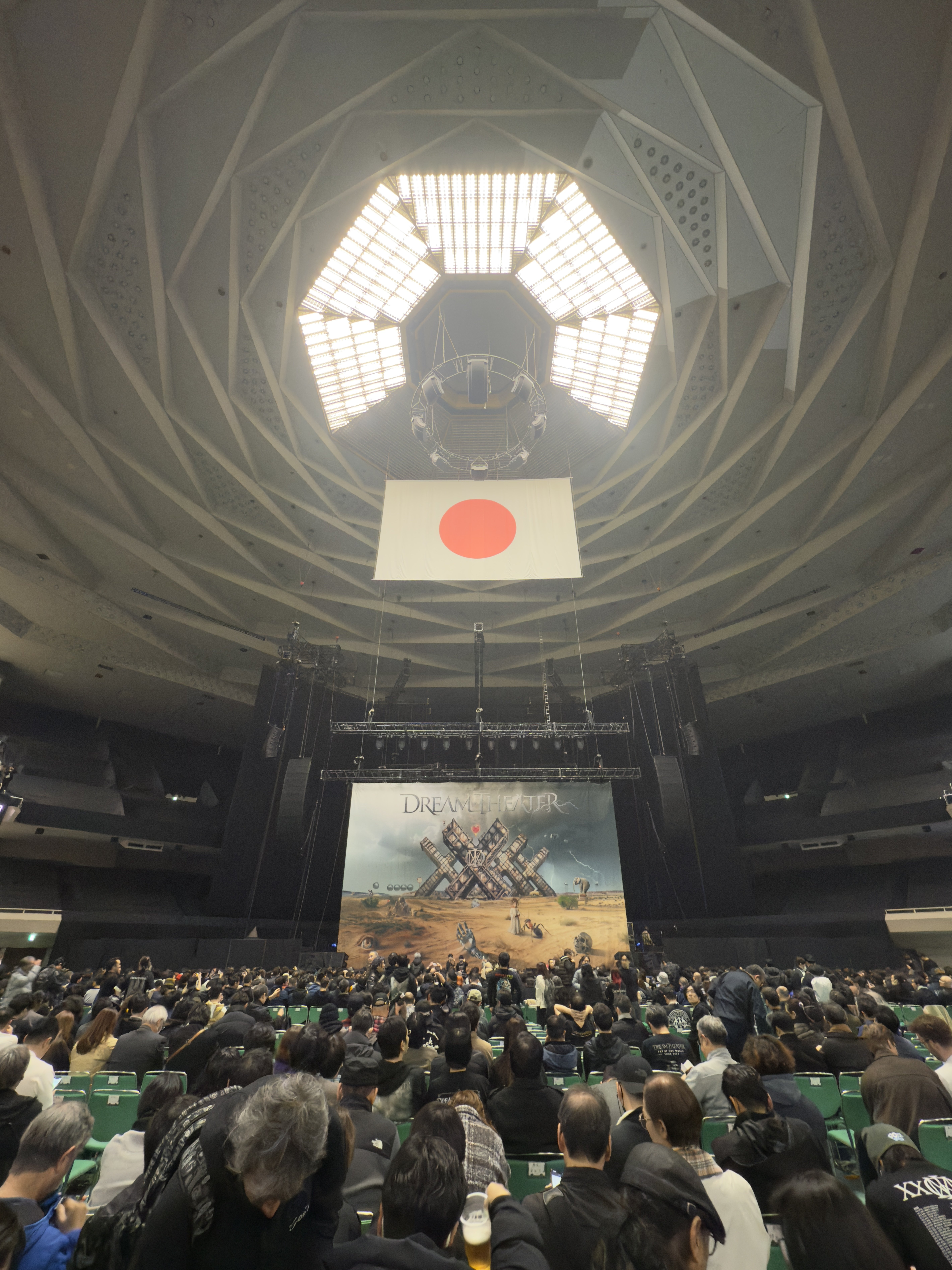 ドリーム・シアター日本武道館の余韻｜週末余話｜矢ヶ部慎一｜Public Pivot