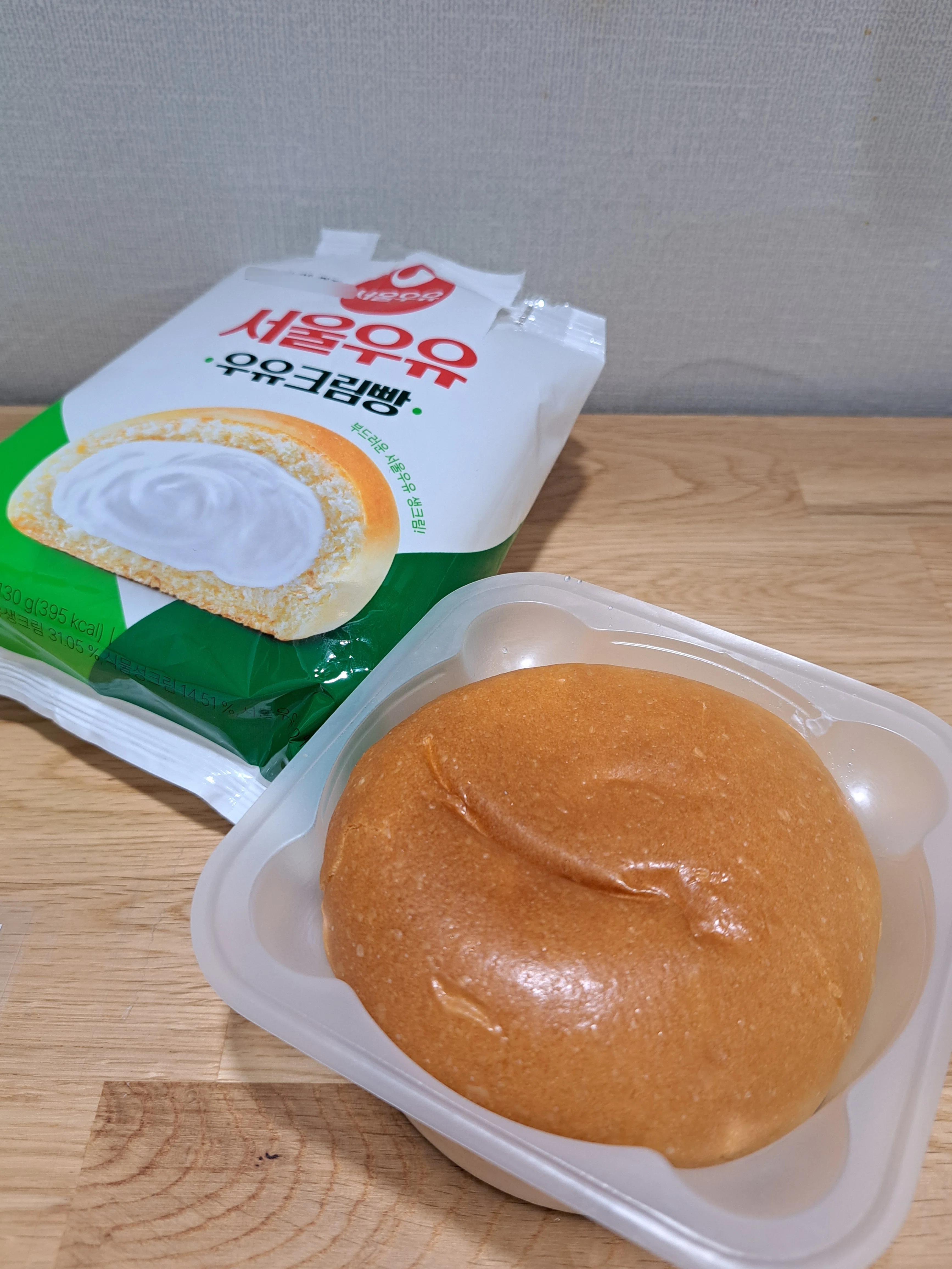 韓国のコンビニGS25のクリームパン｜うり uri 우리
