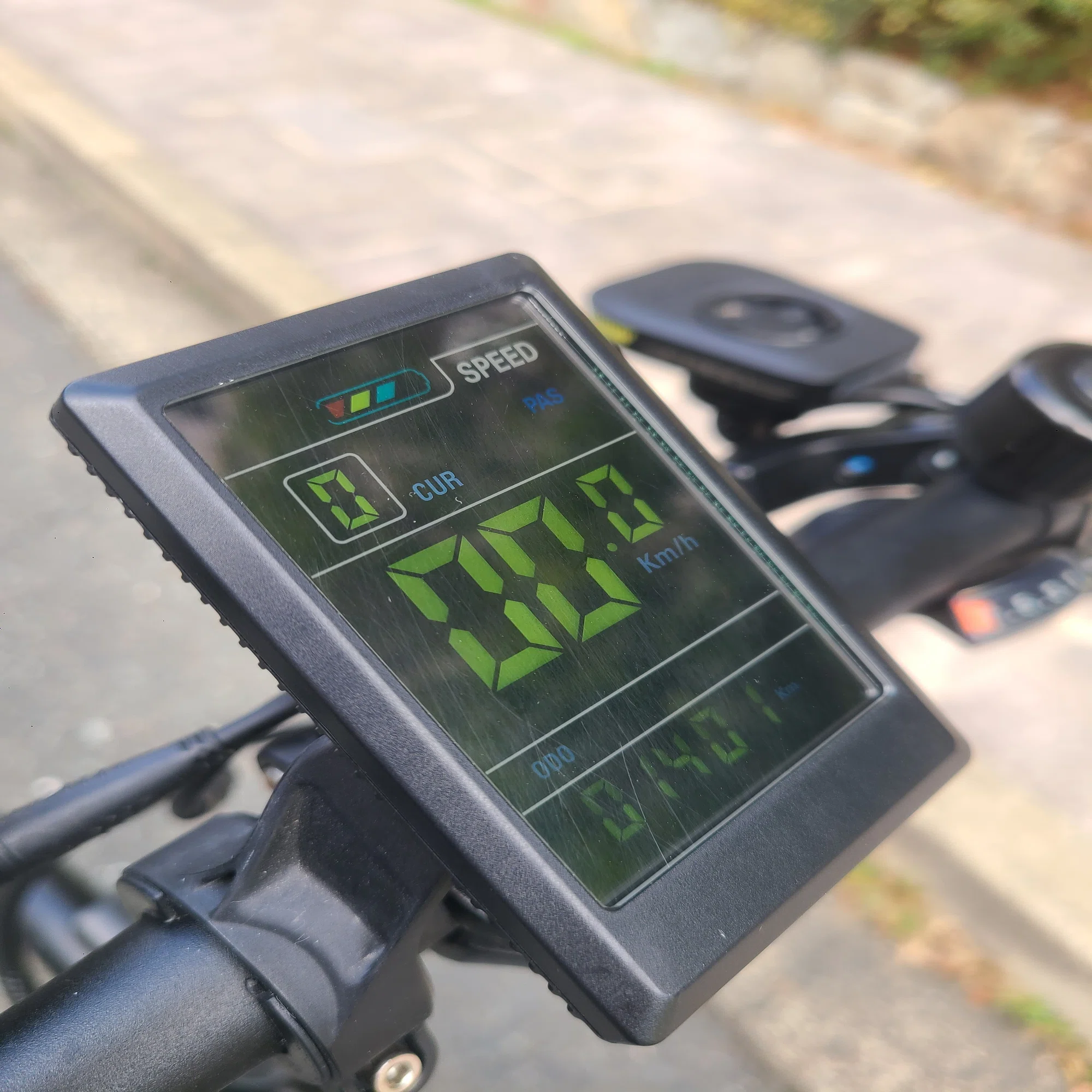 EENOUR C2 レビュー】折りたたみ電動アシスト自転車を1400km乗り倒した 