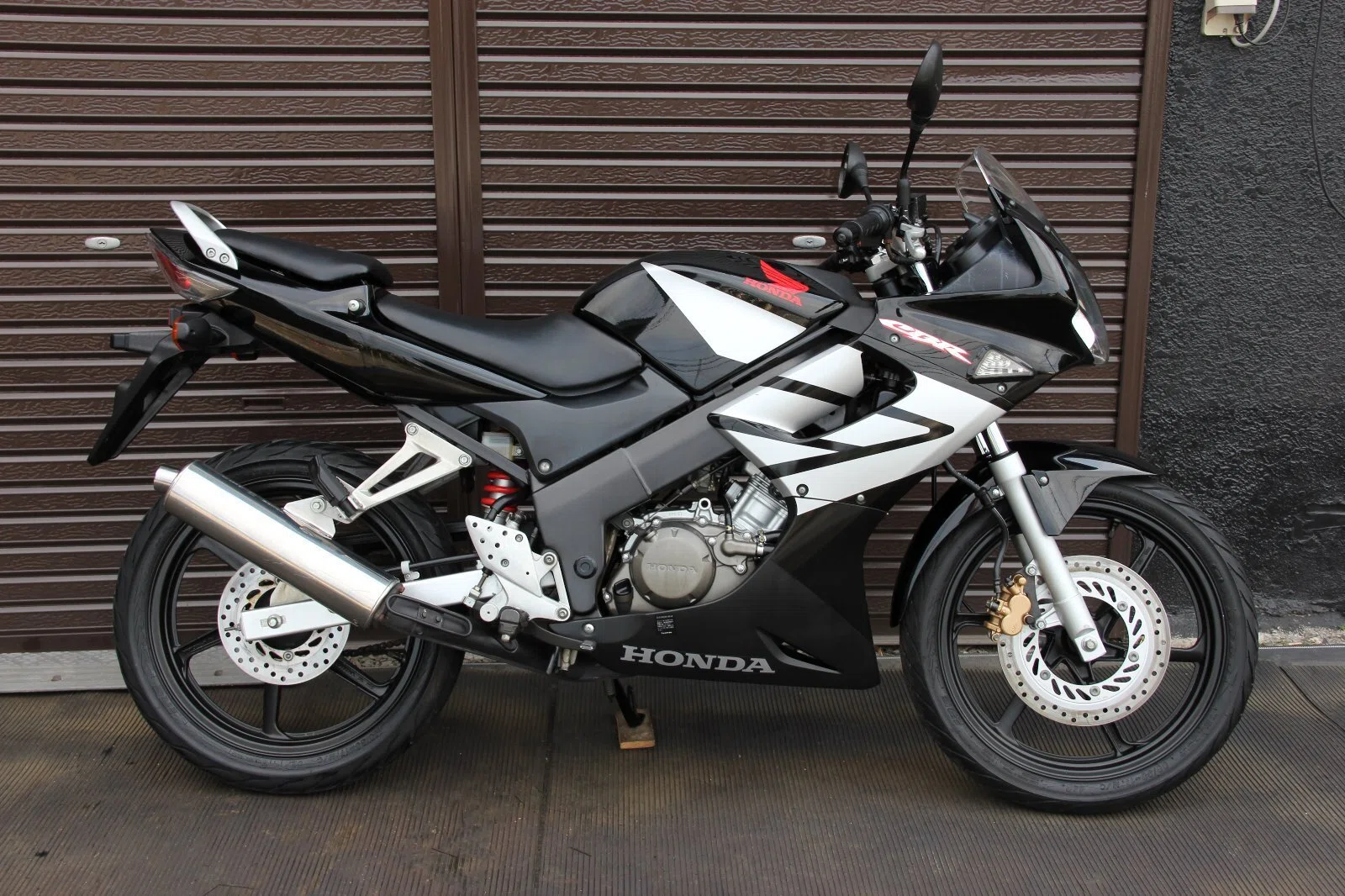 ?徒然なる記録 ~ フルカウル原付をネイキッドバイクにカスタムした話 