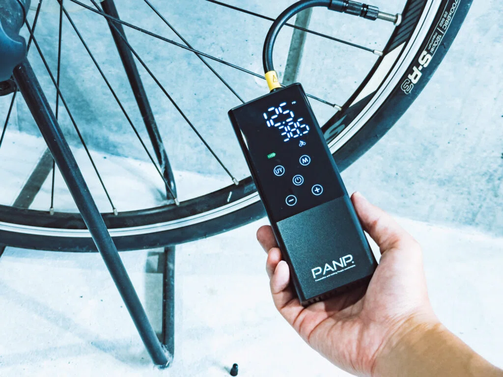 汗だくポンピングとはおさらば。スマート空気入れ「PANP RIDE」で手に
