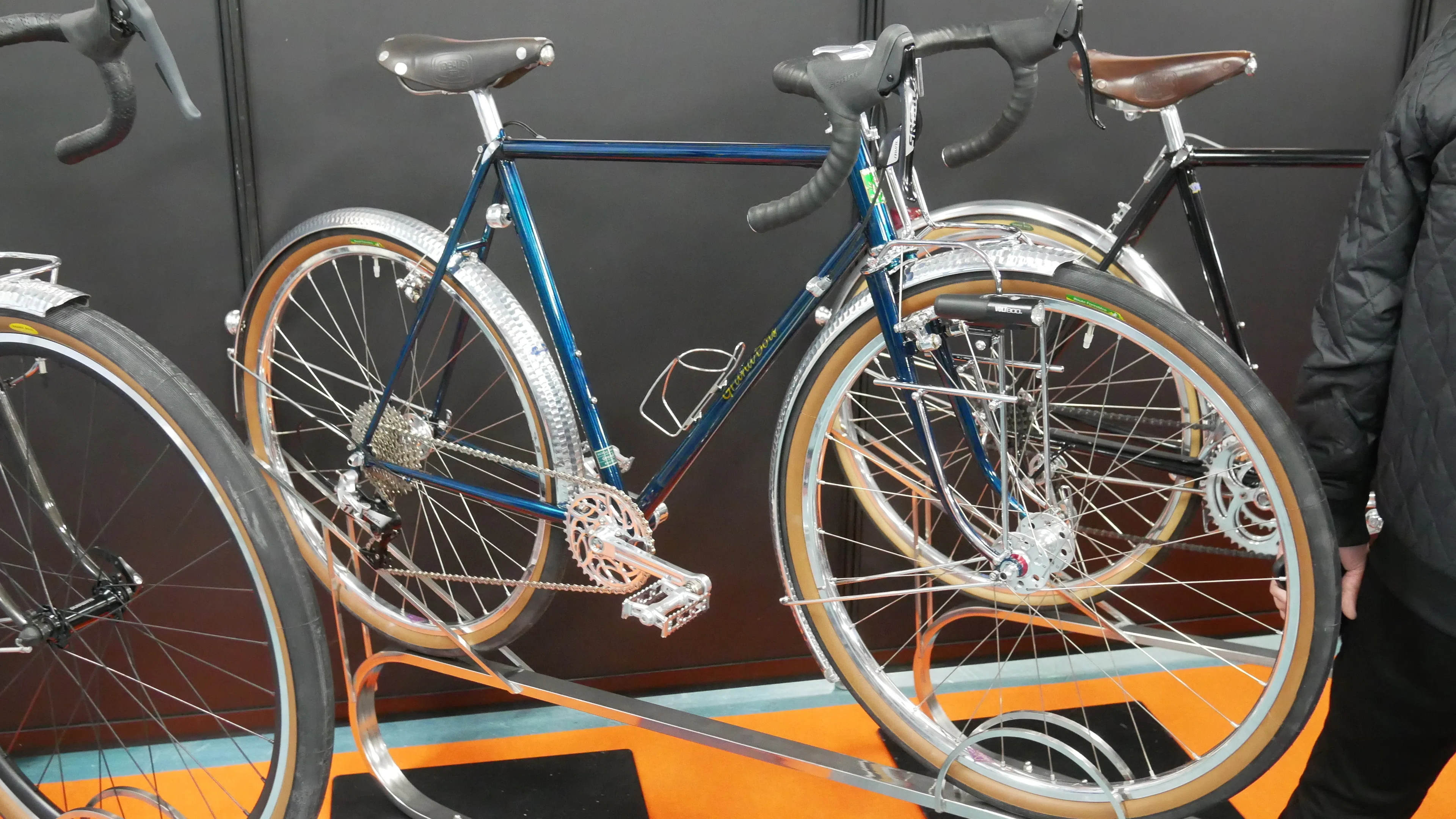 ほぼ未使用の80'S オーダー？クロモリスポルティーフ ランドナー 整備して納車 自転車ガチじゃない勢 #25「自称『自転車無課金おじさん』、盛大に課金