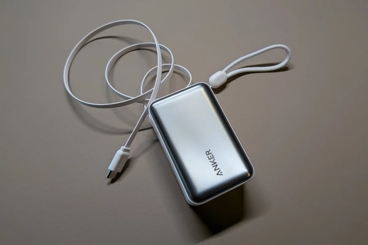 ケーブルを持ち歩くのをやめました。Anker Nano Power Bank (10000mAh, 45W, 巻取り式 USB-Cケーブル) レビュー