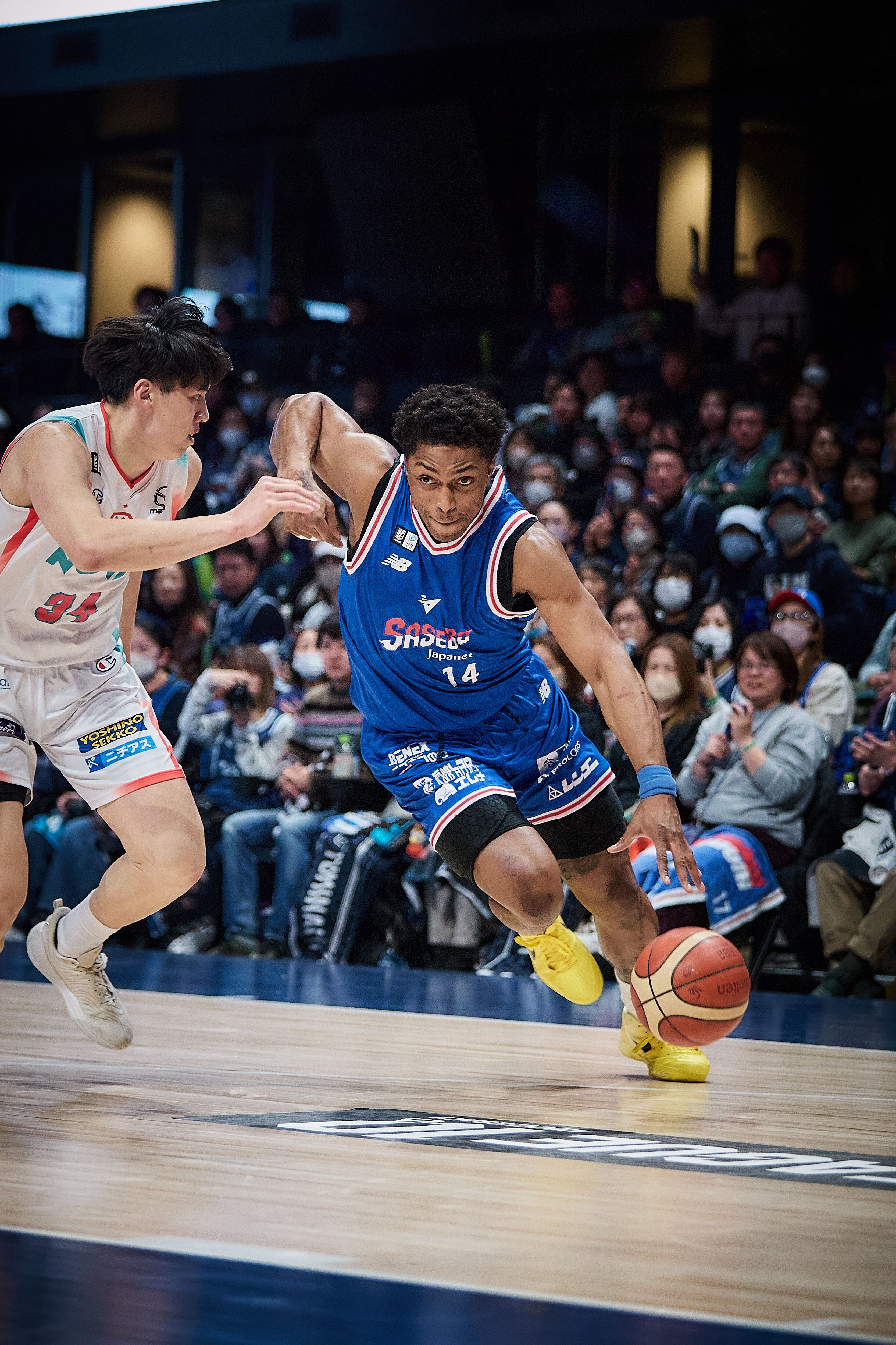 今は下書きの線があるだけで、まだ色は塗られていない」スタンリー