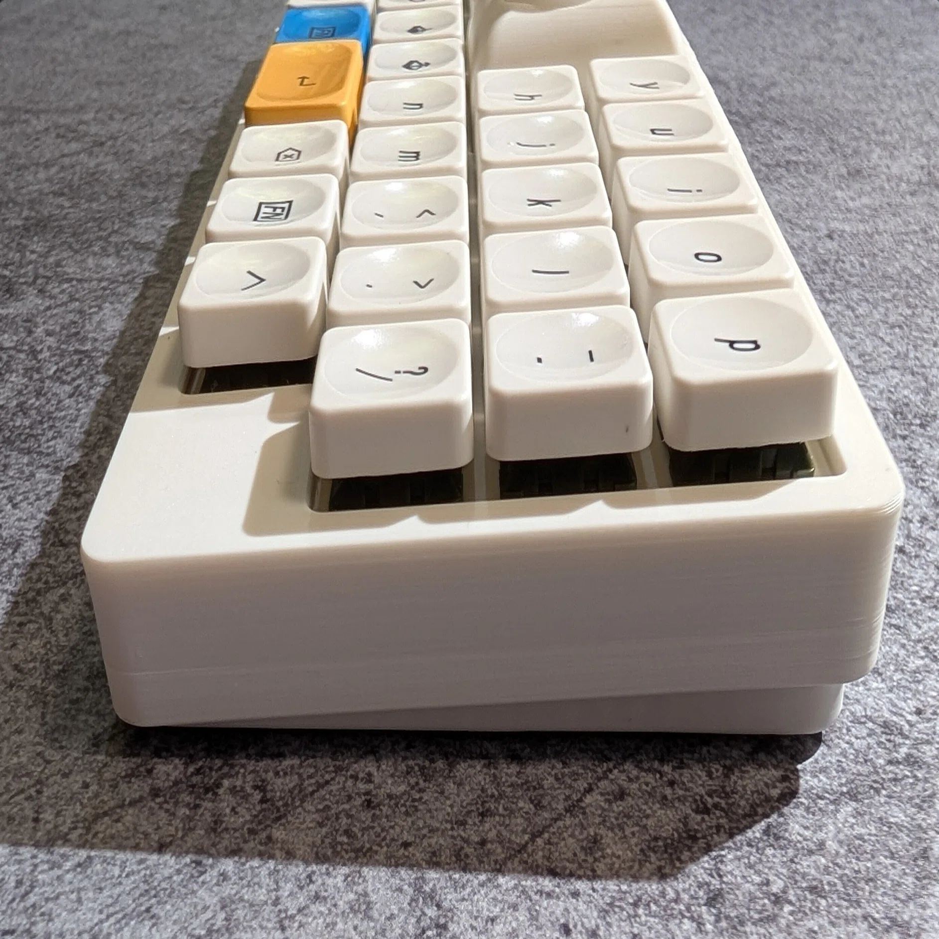 meteorite40 – コンパクトに理想を詰め込んだ40%キーボード｜はしくれ 