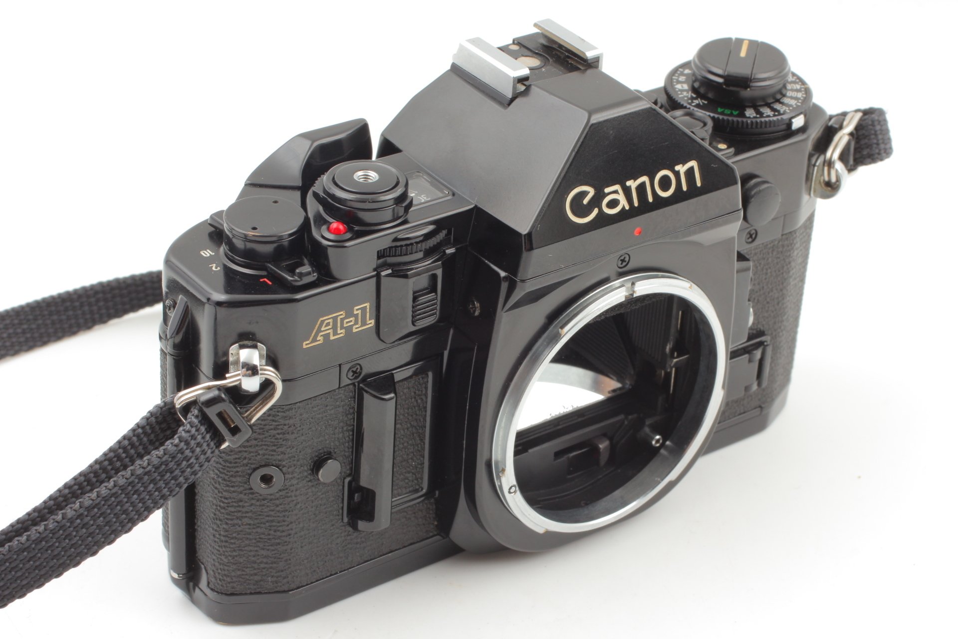 Canon A-1の分解｜フィルムカメラ修理のアクアカメラ
