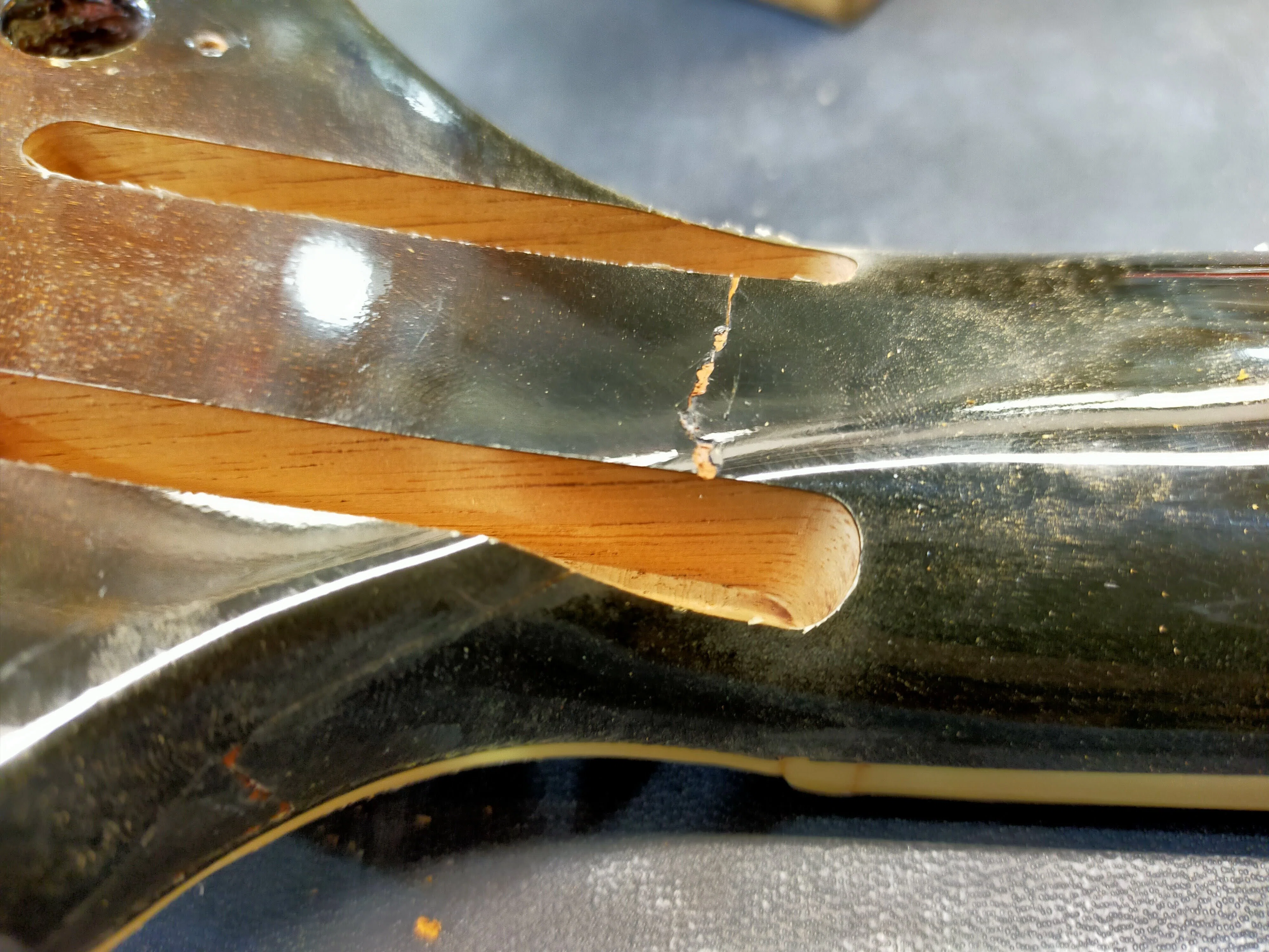 Gibson Midtown Customのネック折れ修理｜楽器工房FROGS｜ギター