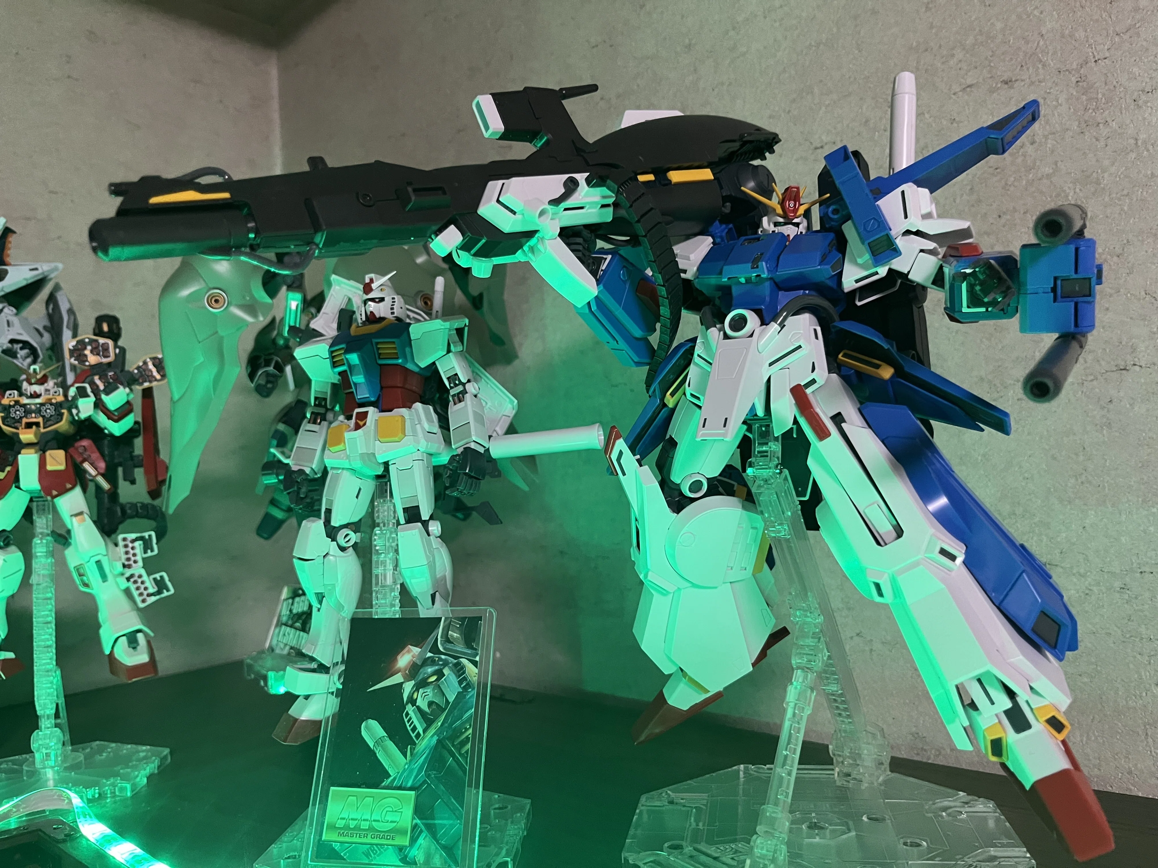 フルアーマーZZガンダムver.ka 初心者には堪える物量と圧倒的存在感｜BEEF