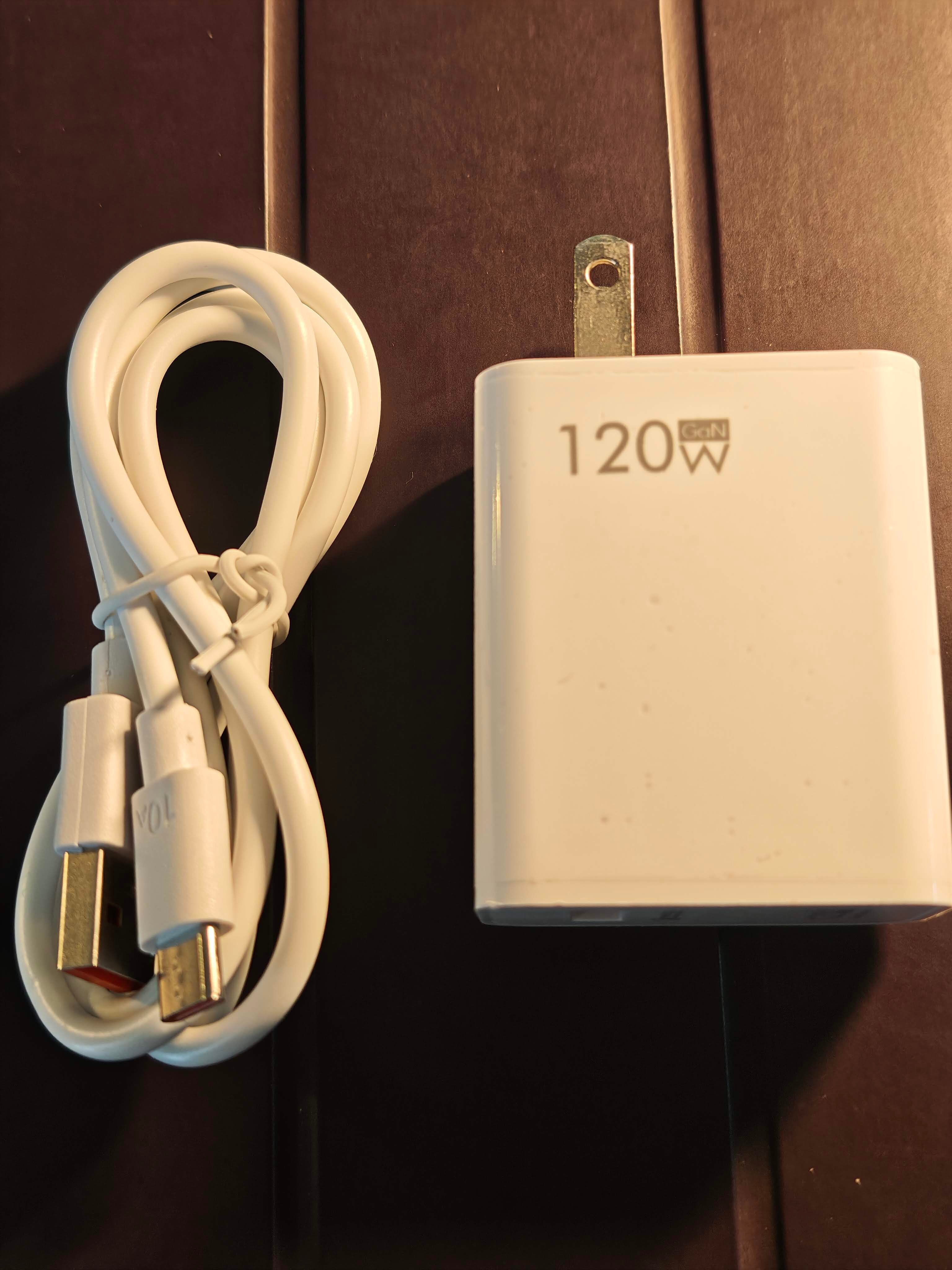 やっぱねぇ😭USB充電器ウソ商品｜Aviv(ぱるお paloj)