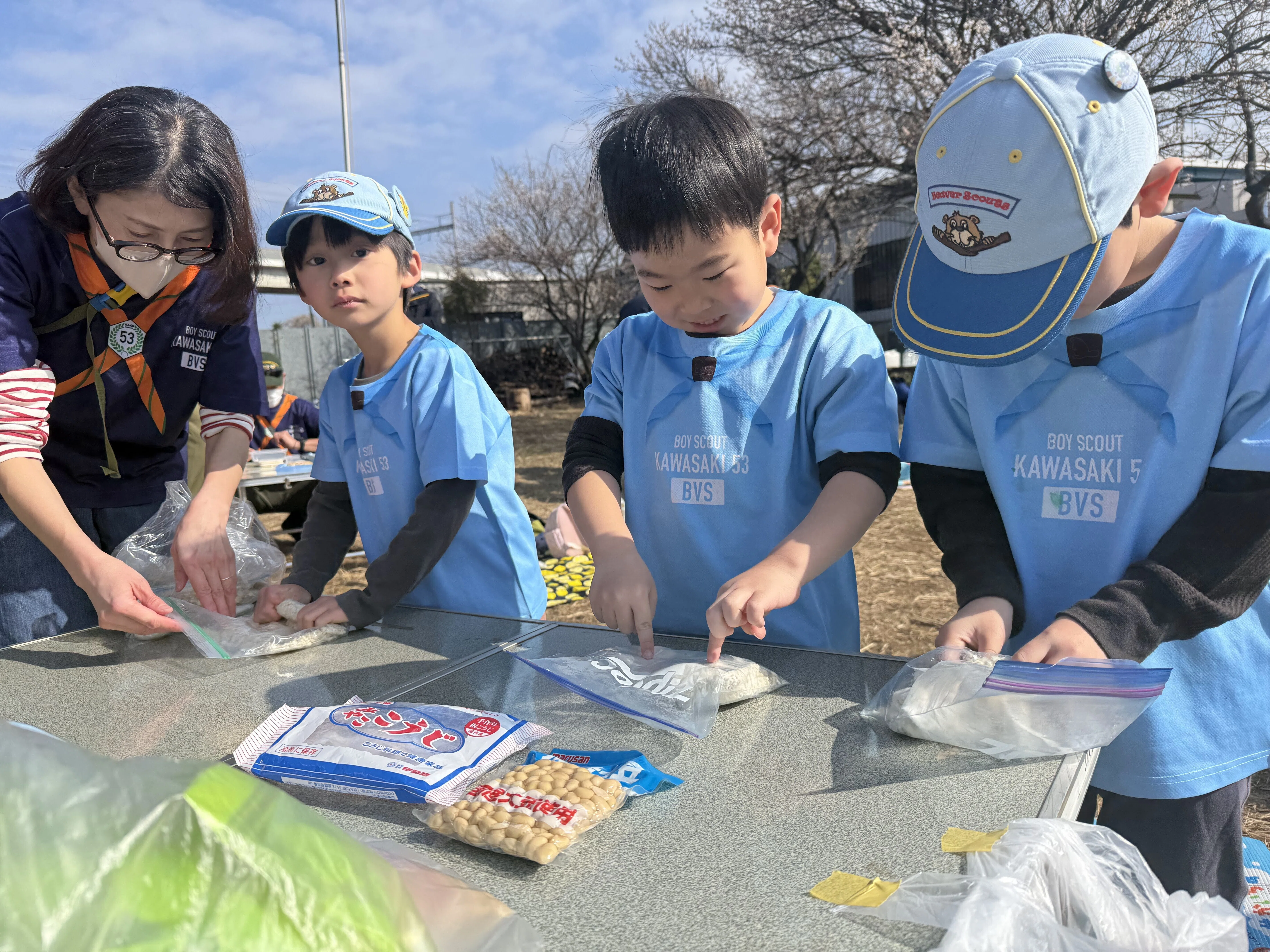 味噌づくりに挑戦！｜ボーイスカウト川崎53団ビーバー隊
