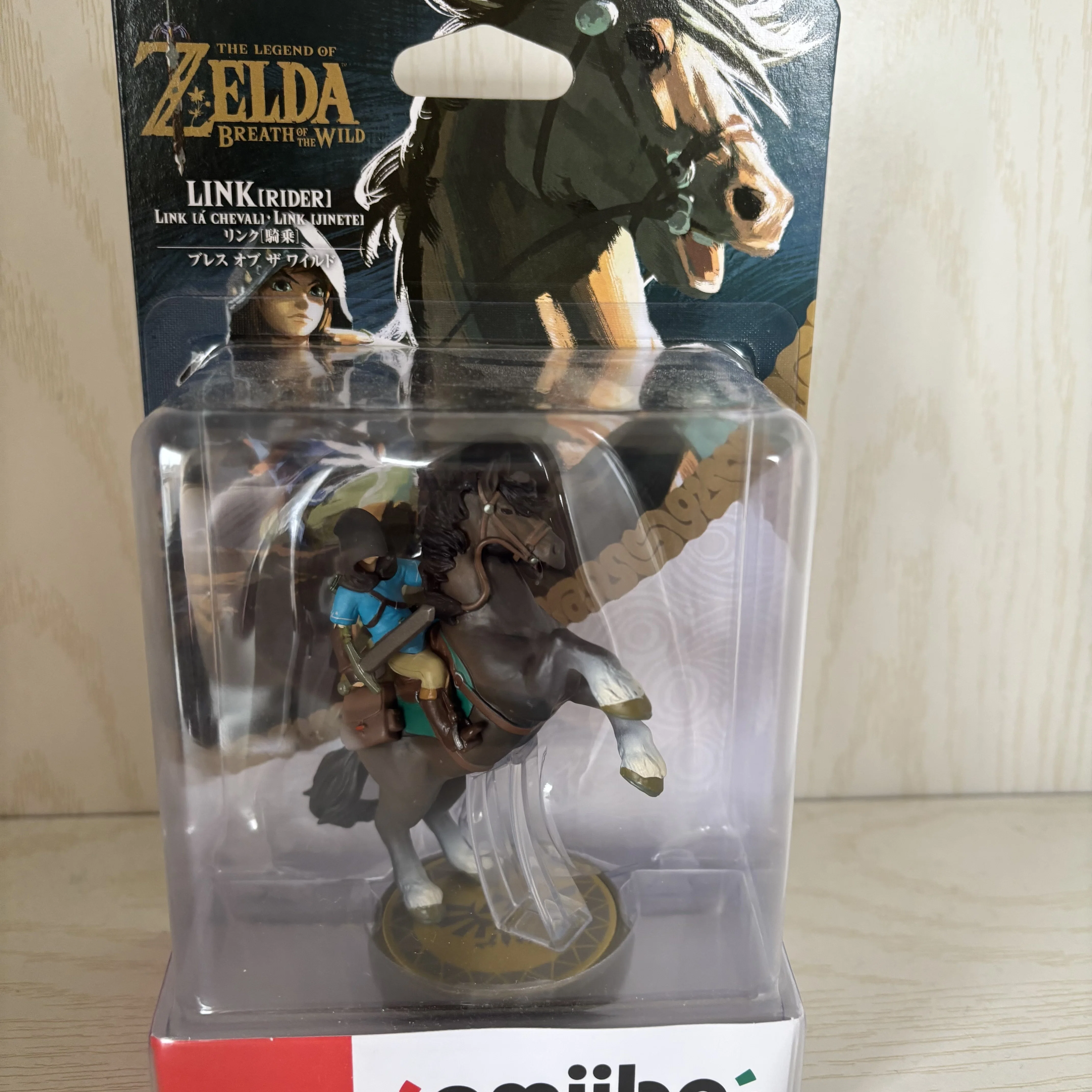 ゼルダブレワイ9周年だからamiibo開封してあつ森で使いました｜りむりーな