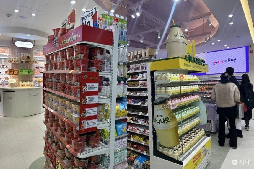 コンビニが“目的地”になる時代ー聖水に誕生したCUデザートパーク