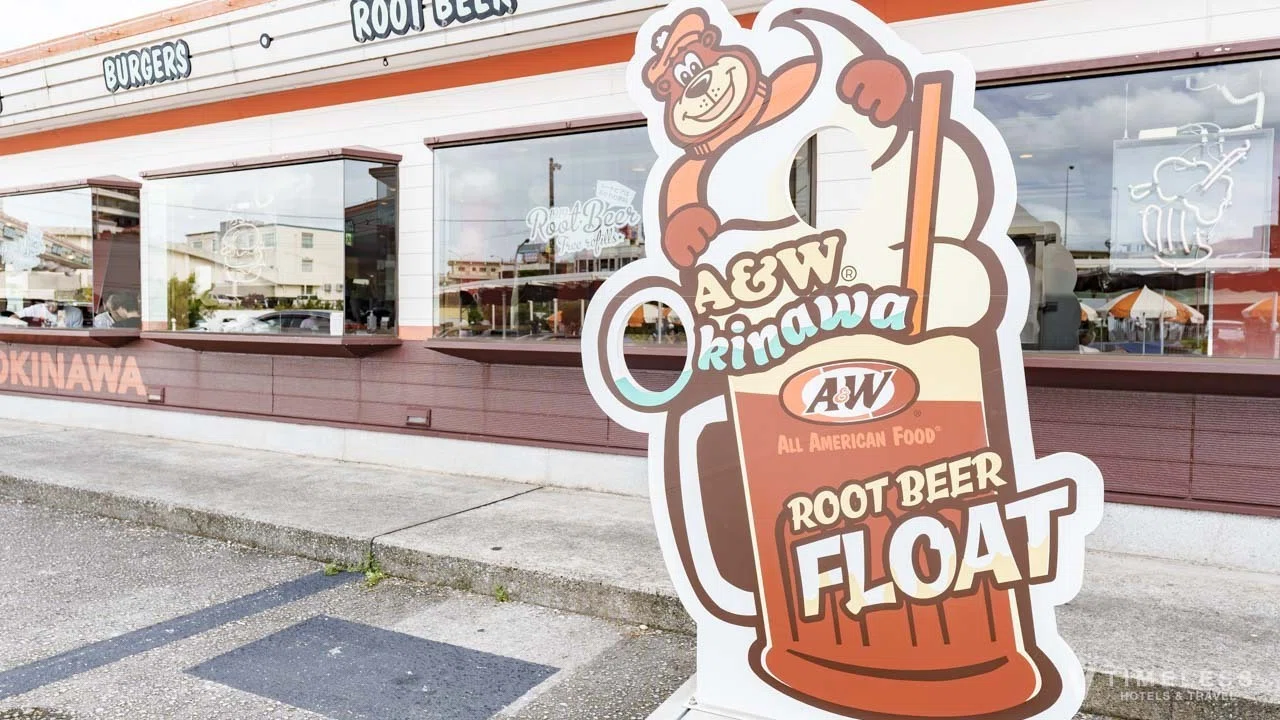 沖縄】50年代のアメリカへタイムスリップ。A&W 牧港店で味わう、レトロ