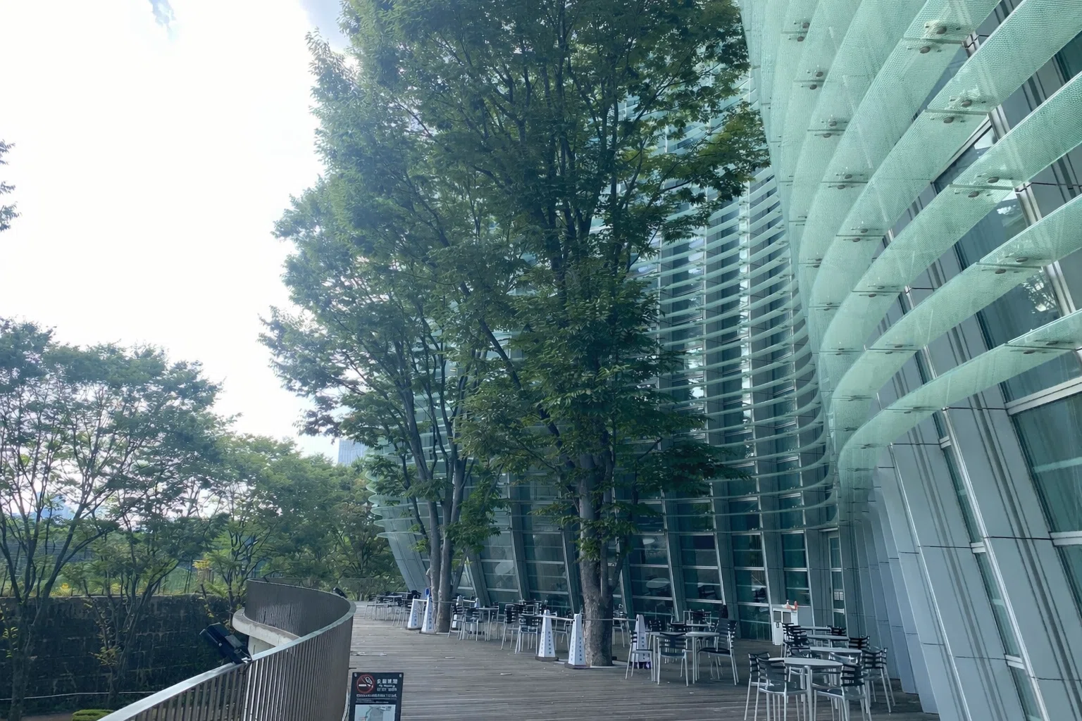 新しい建築と都市計画の動き 黒川紀章 新しい建築と都市計画の動き 黒川紀章 【公式通販】